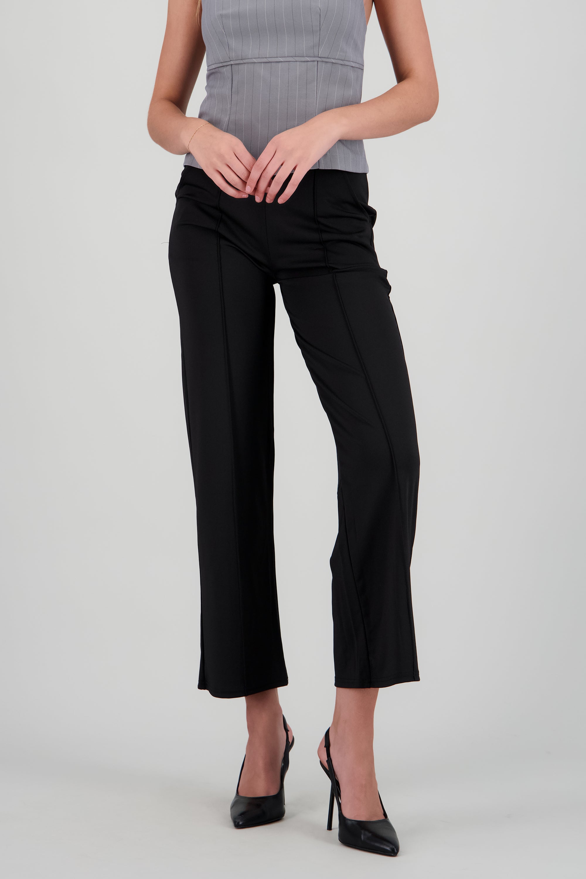 Pantalon recto costuras NEGRO