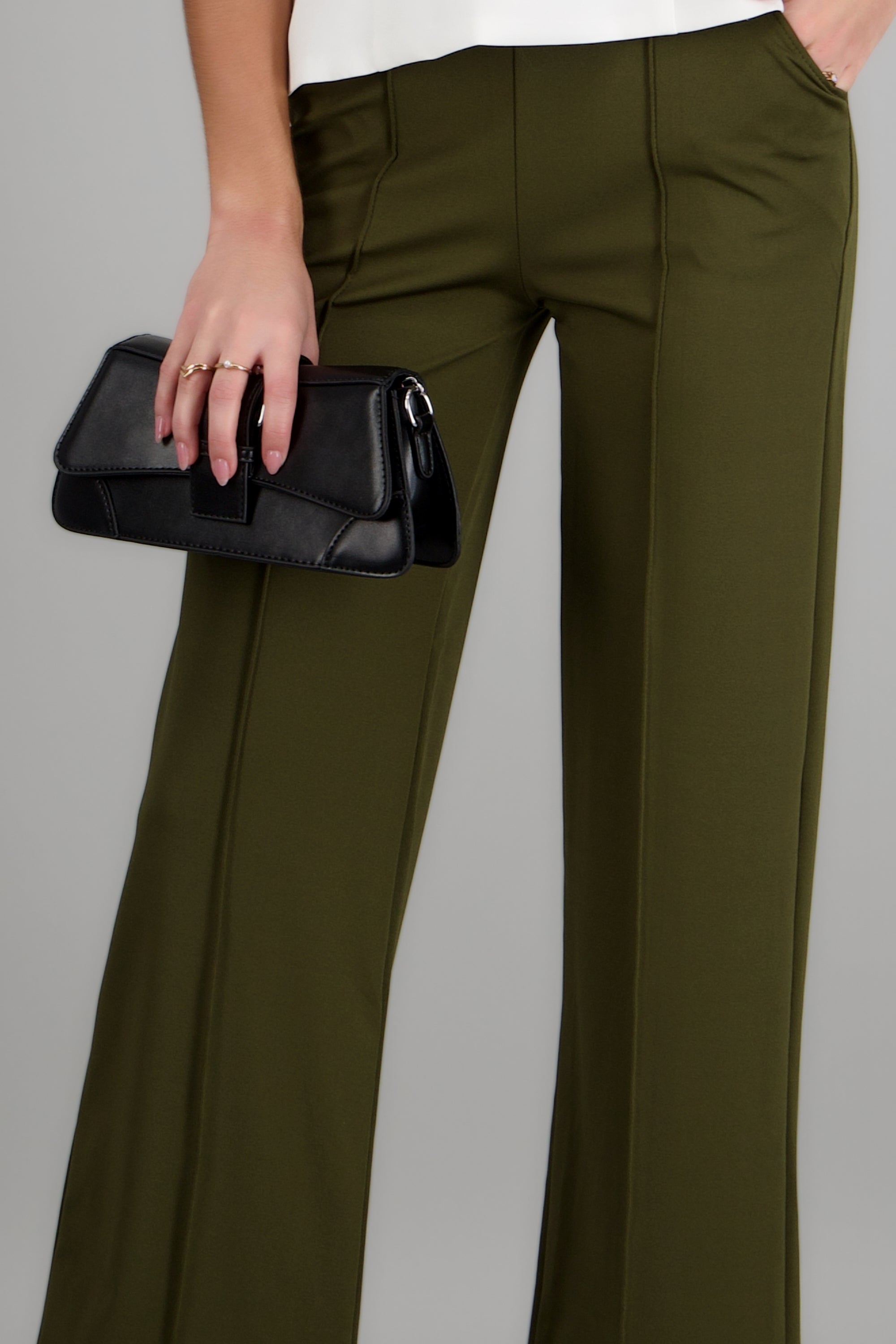 Pantalon recto costuras OLIVO