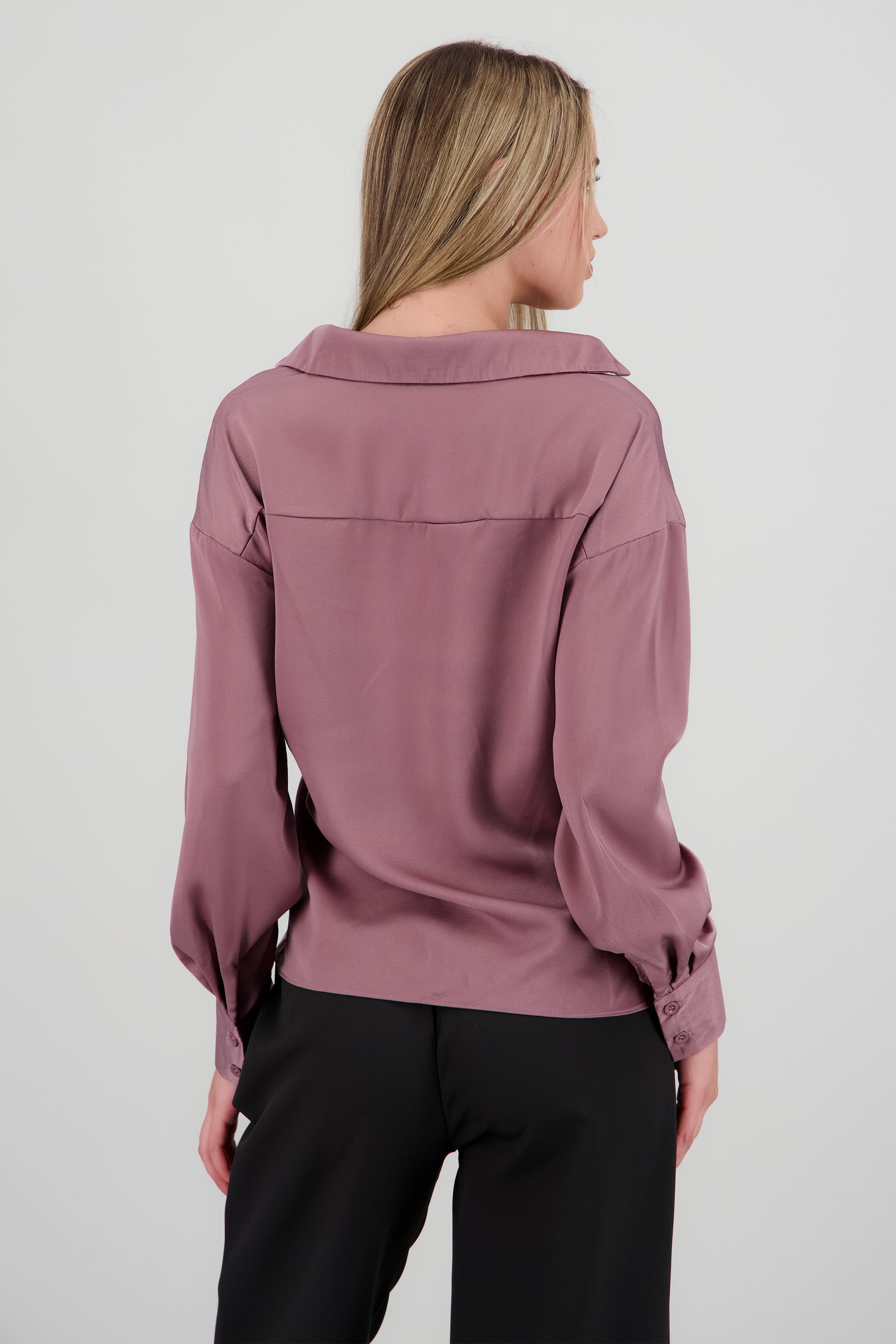 Camisa nudo satinada MALVA