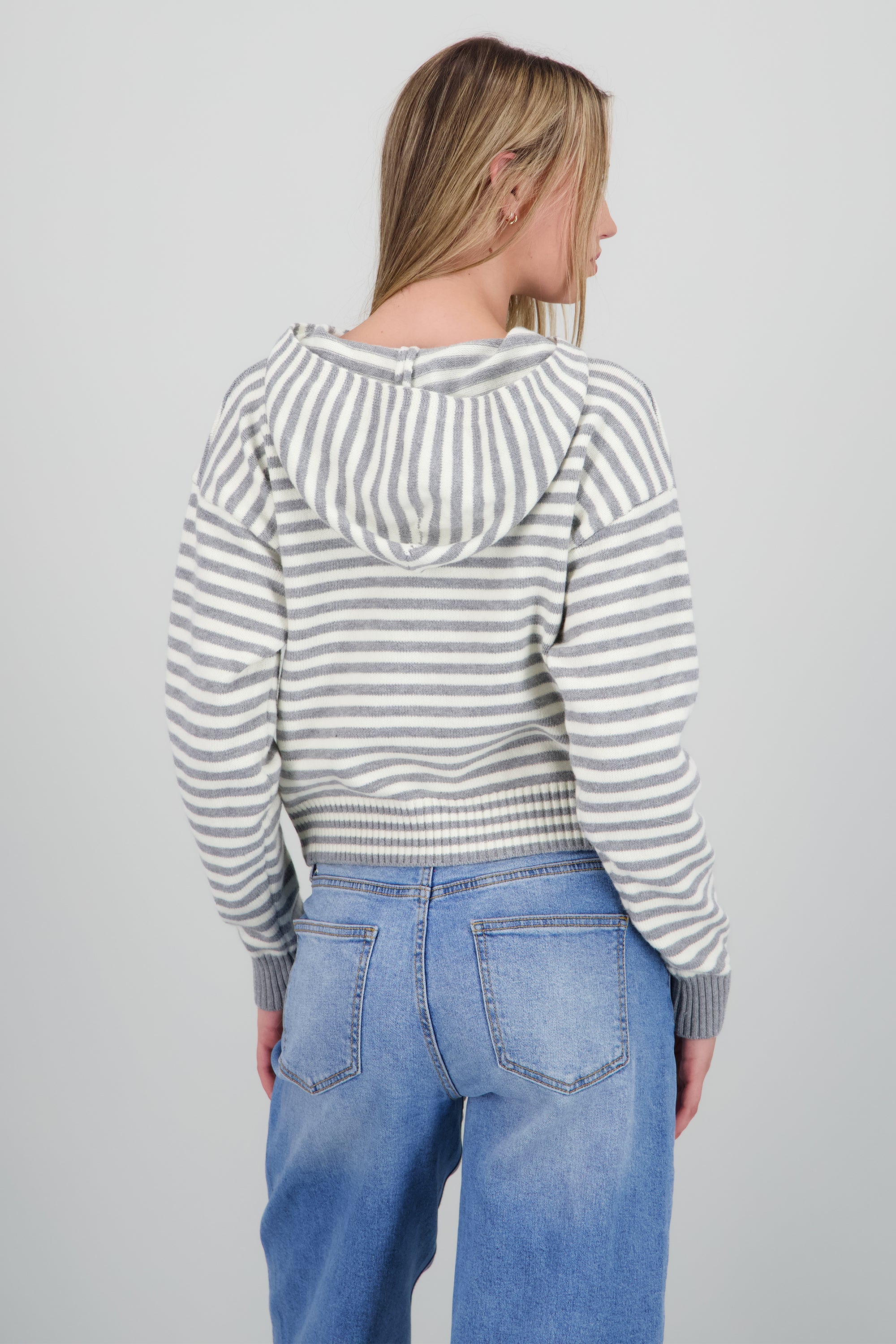 Suedara rayas tejida GRIS COMBO