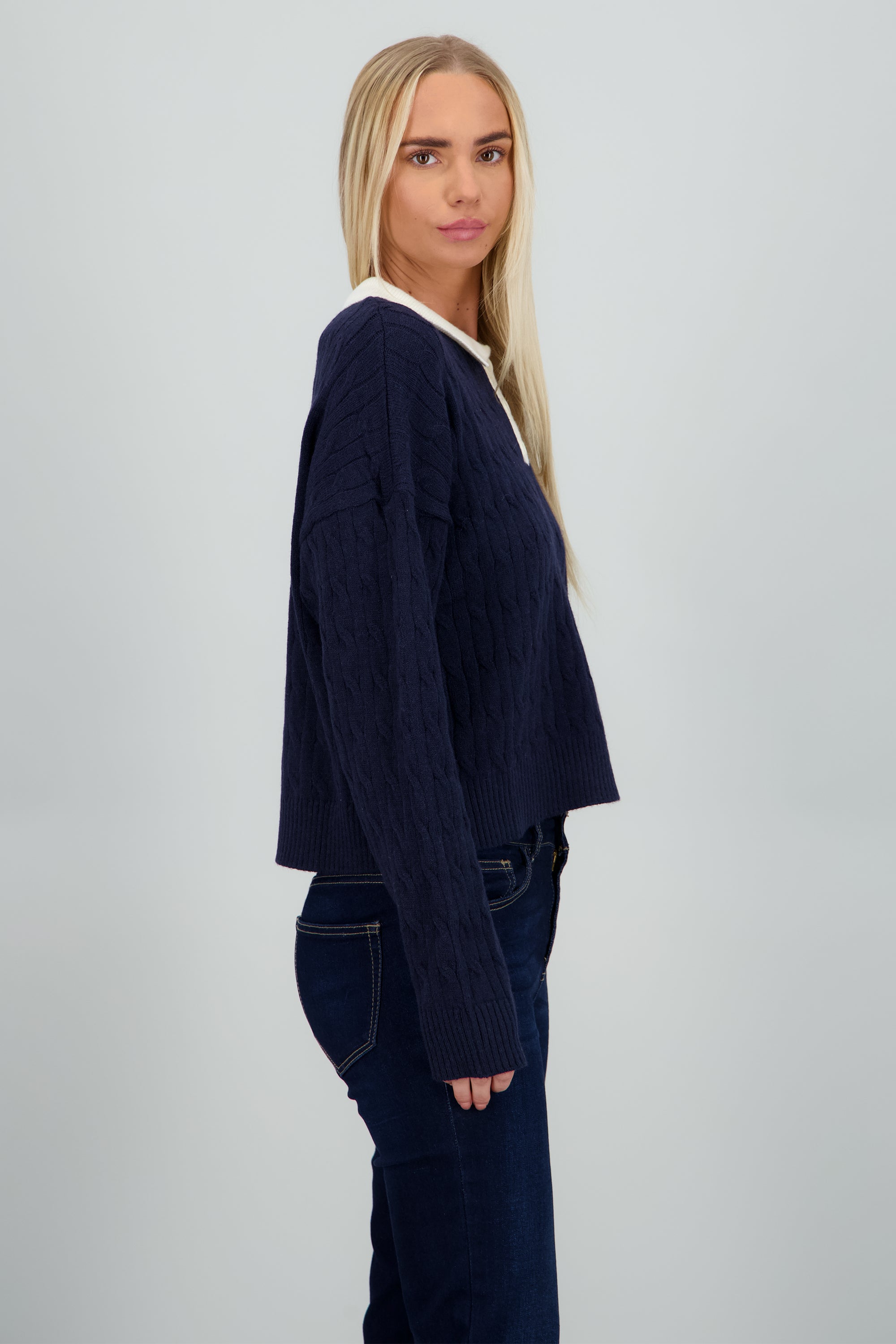 Sueter polo color block tejido MARINO COMBO