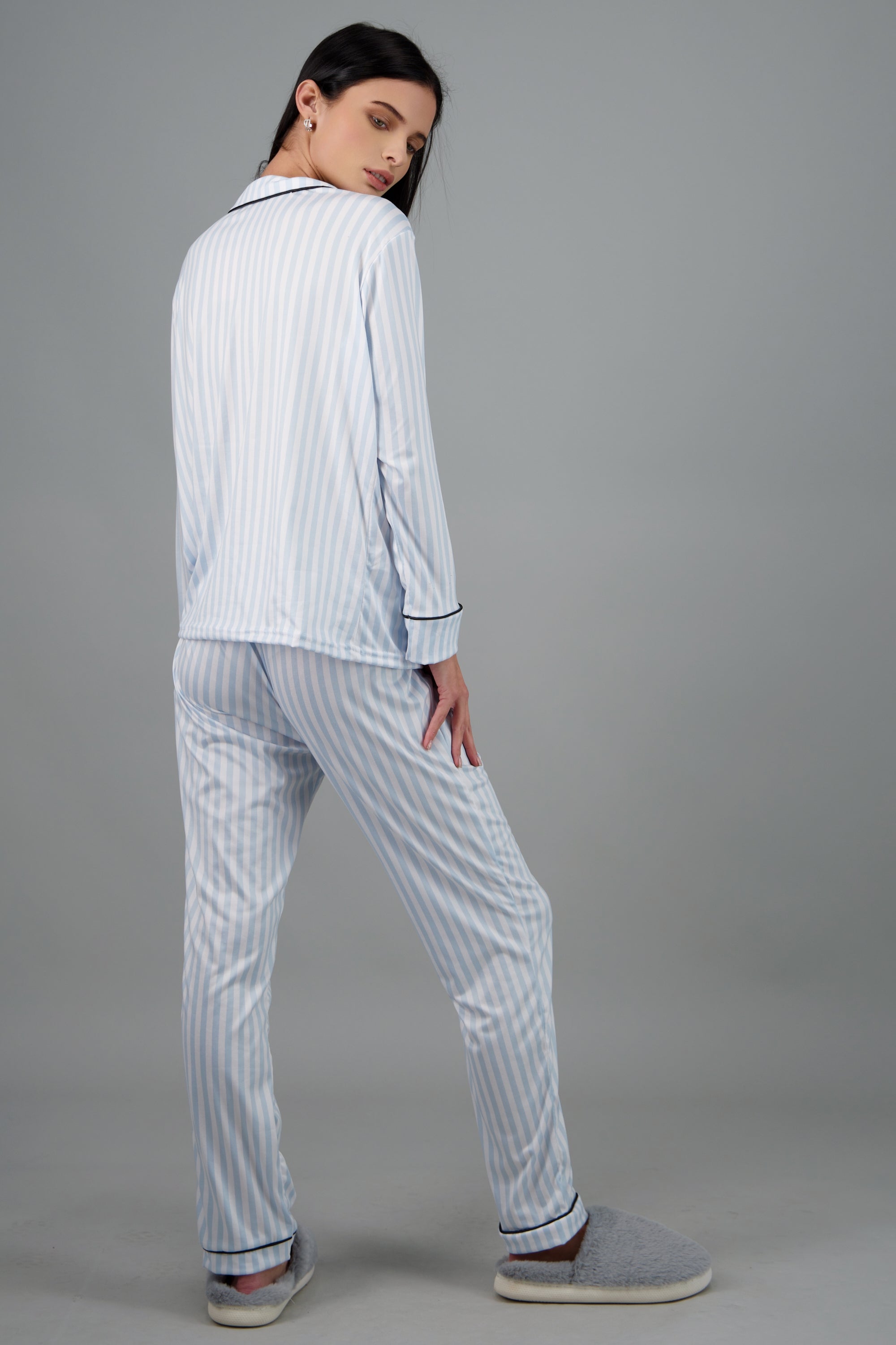 Pijama camisera rayas suave AZUL CIELO