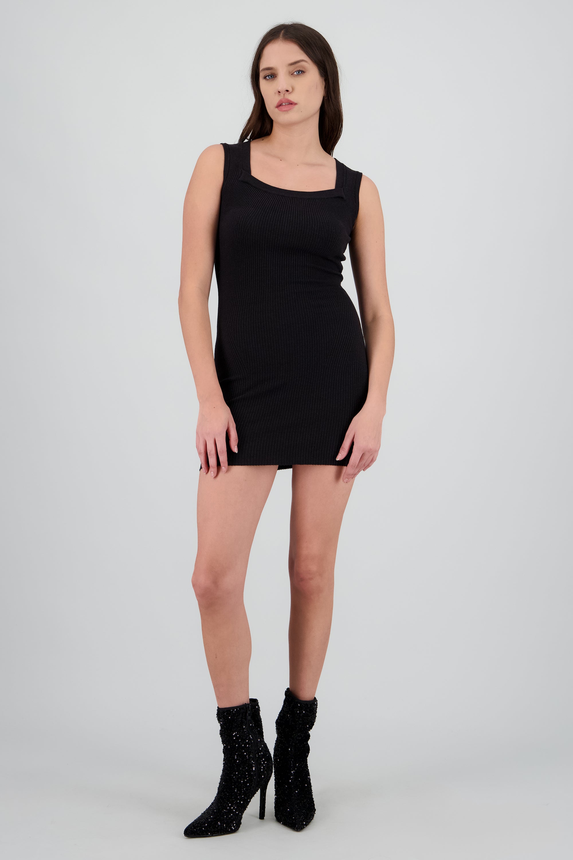 Vestido mini bodycon liso NEGRO