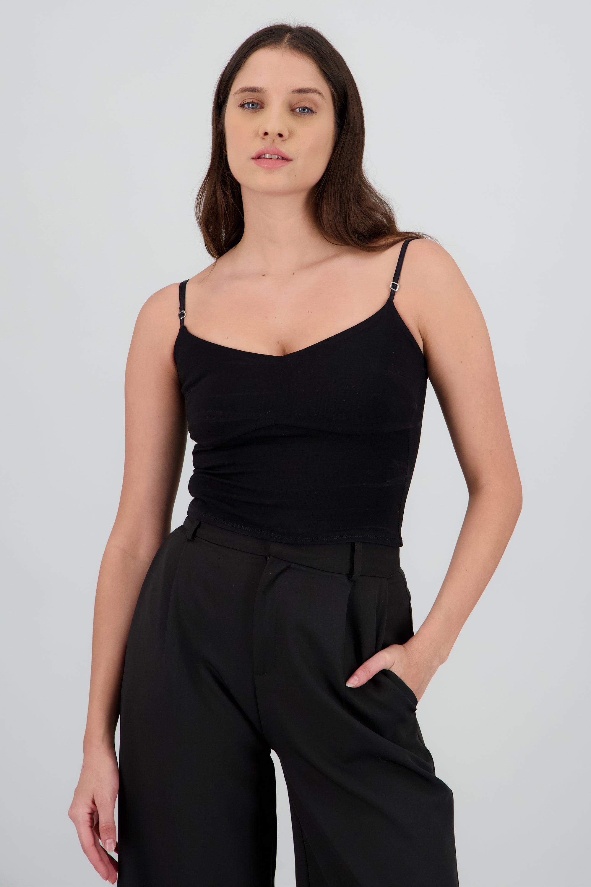 Top ajustado corte busto NEGRO