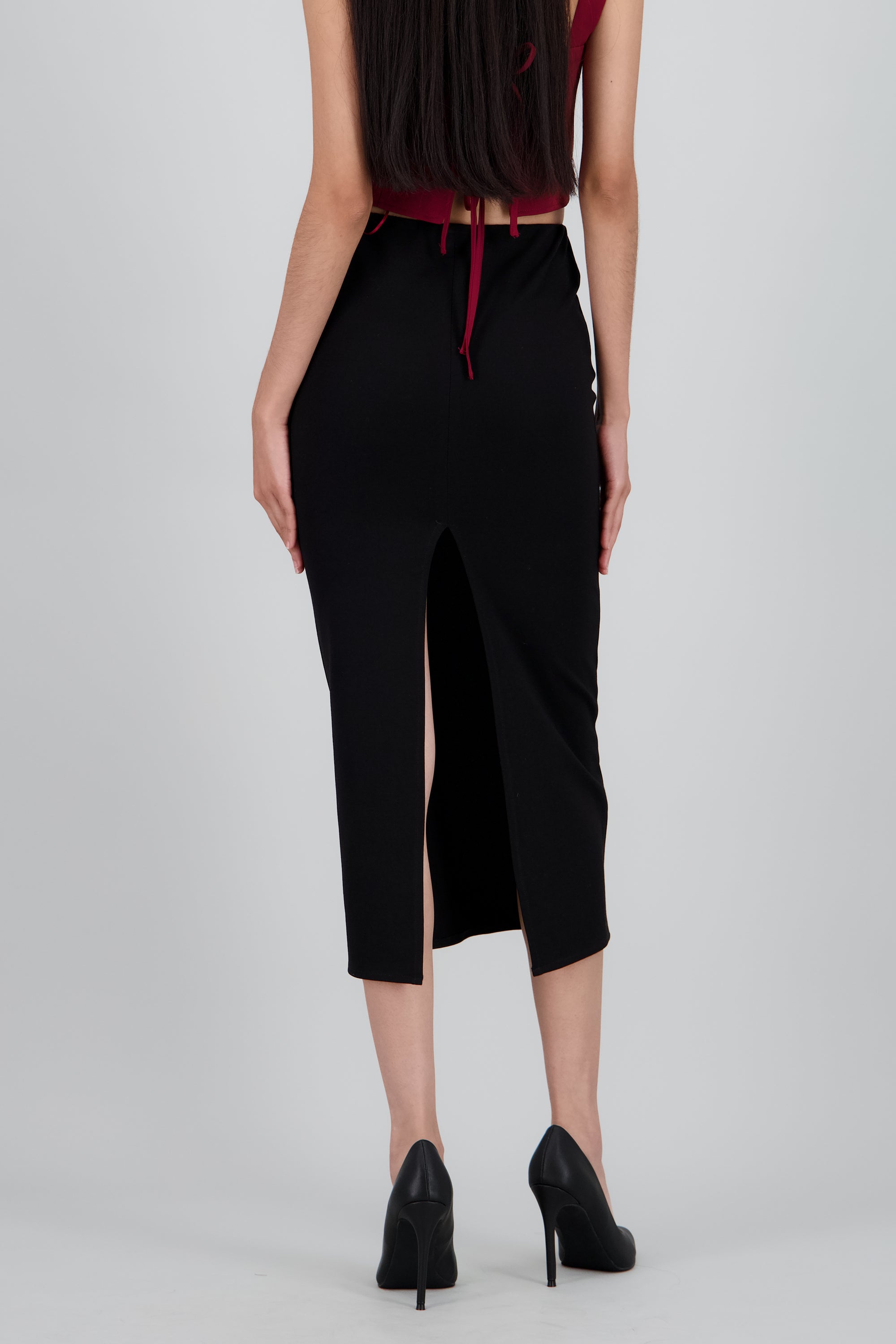 Falda midi corte trasero NEGRO