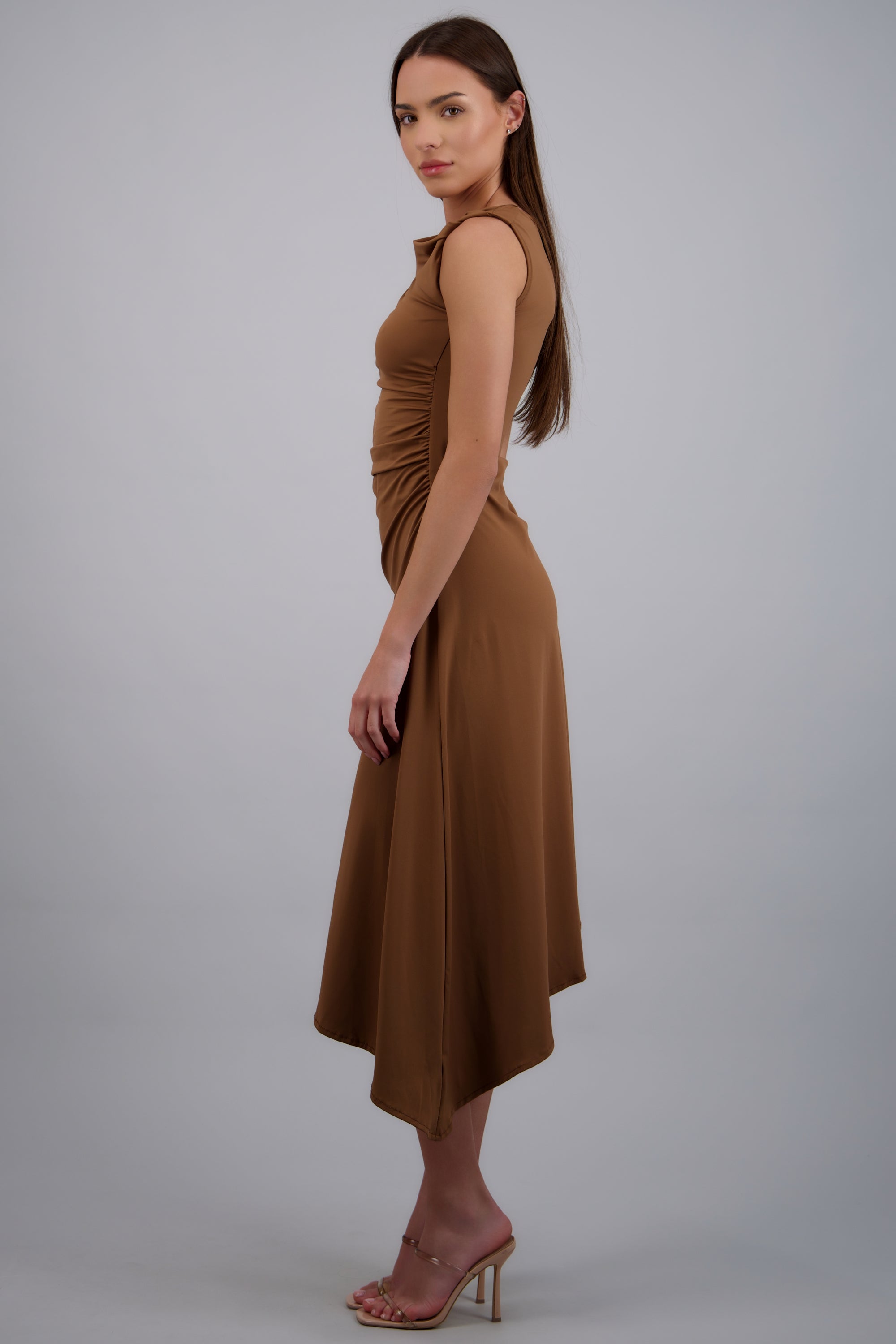 VESTIDO MIDI HOMBRO ASIMETRICO HYPSTERS CHOCOLATE