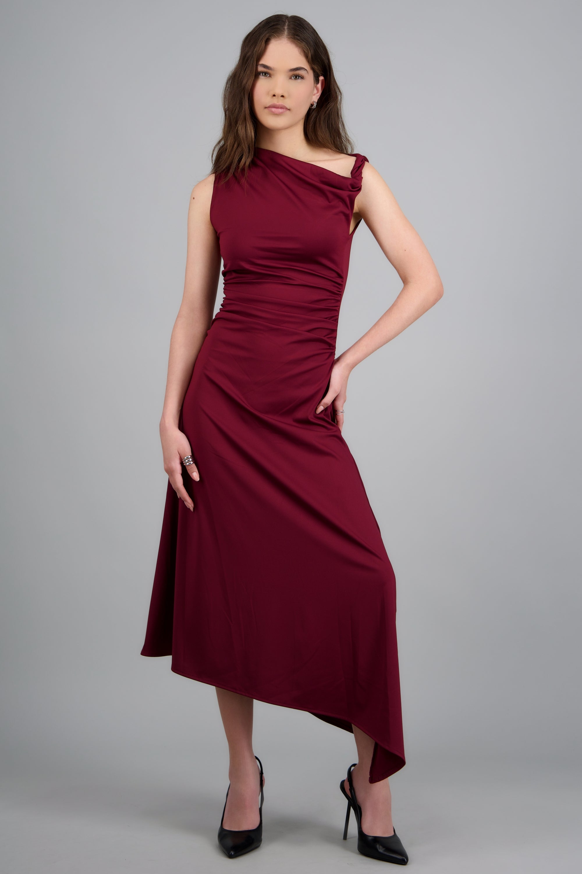 VESTIDO MIDI HOMBRO ASIMETRICO HYPSTERS VINO