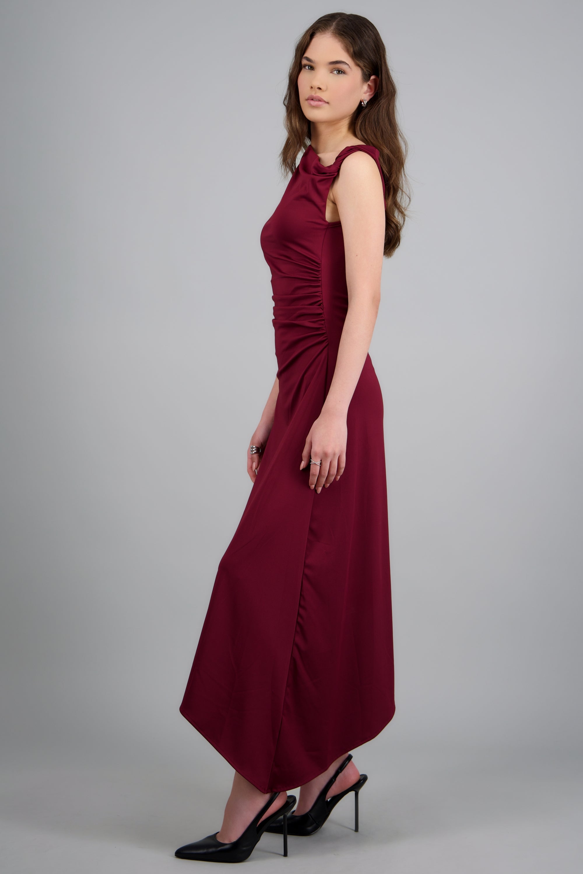 VESTIDO MIDI HOMBRO ASIMETRICO HYPSTERS VINO
