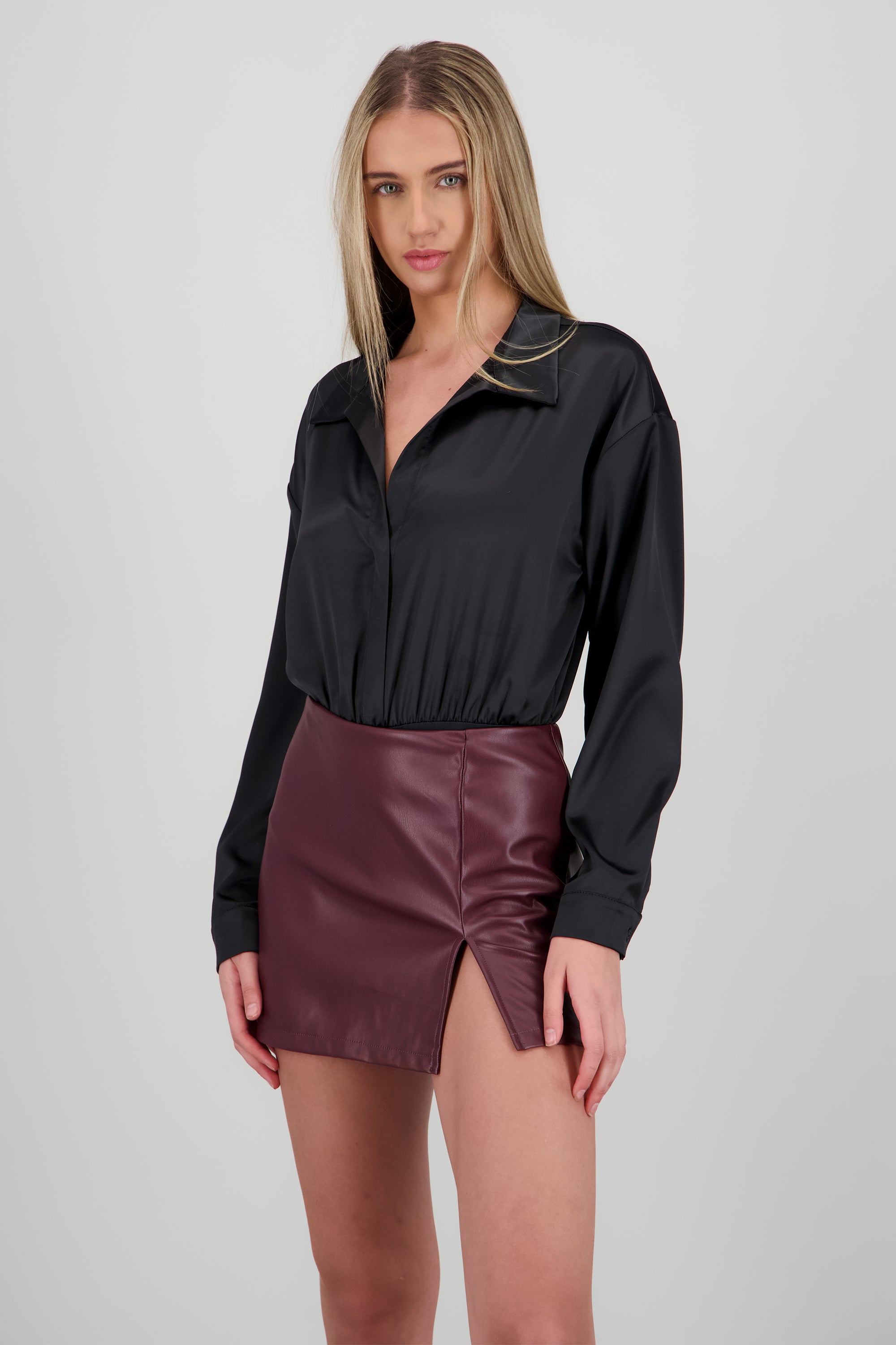 Bodysuit manga larga camisa satinada NEGRO