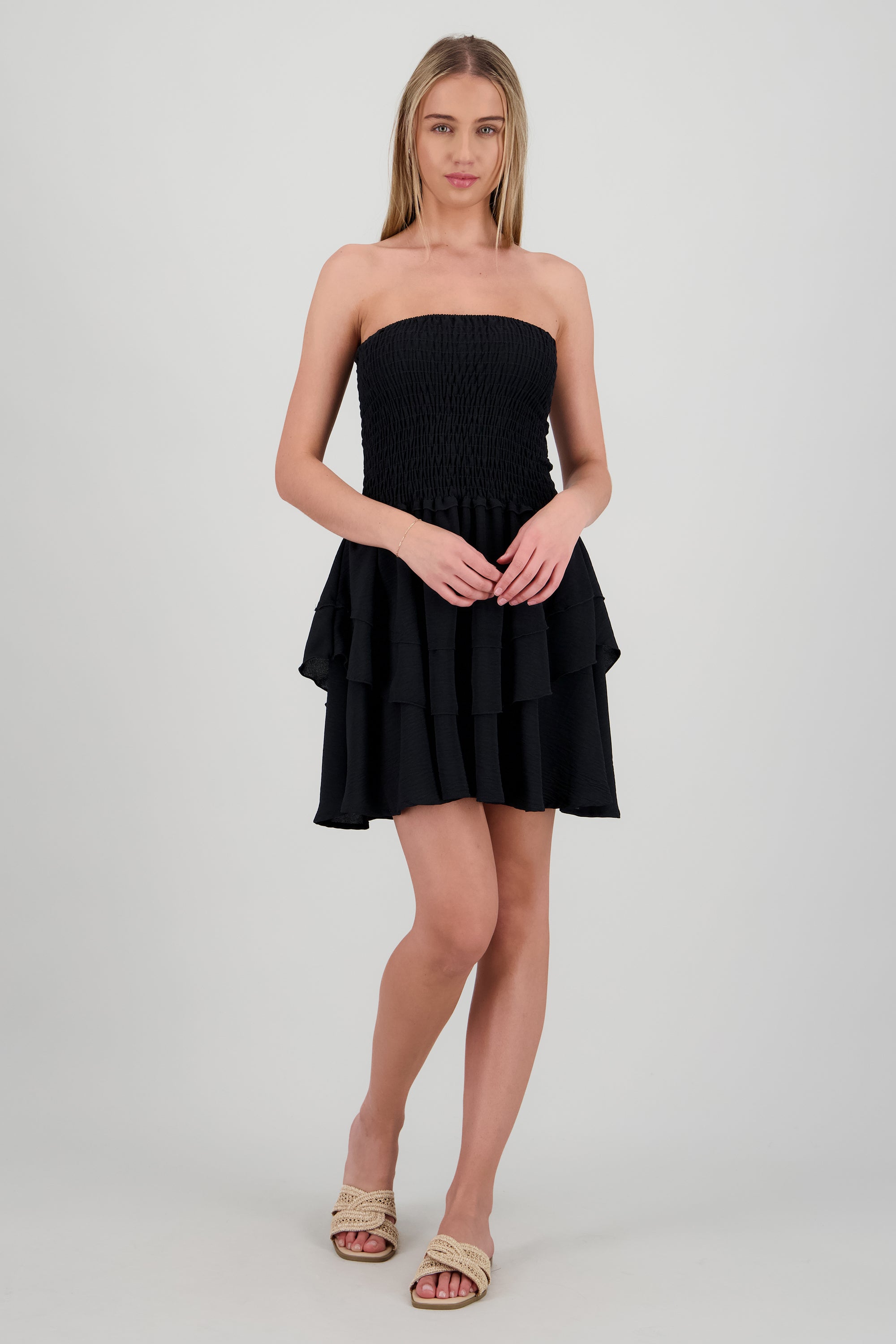 Vestido mini smock olanes NEGRO
