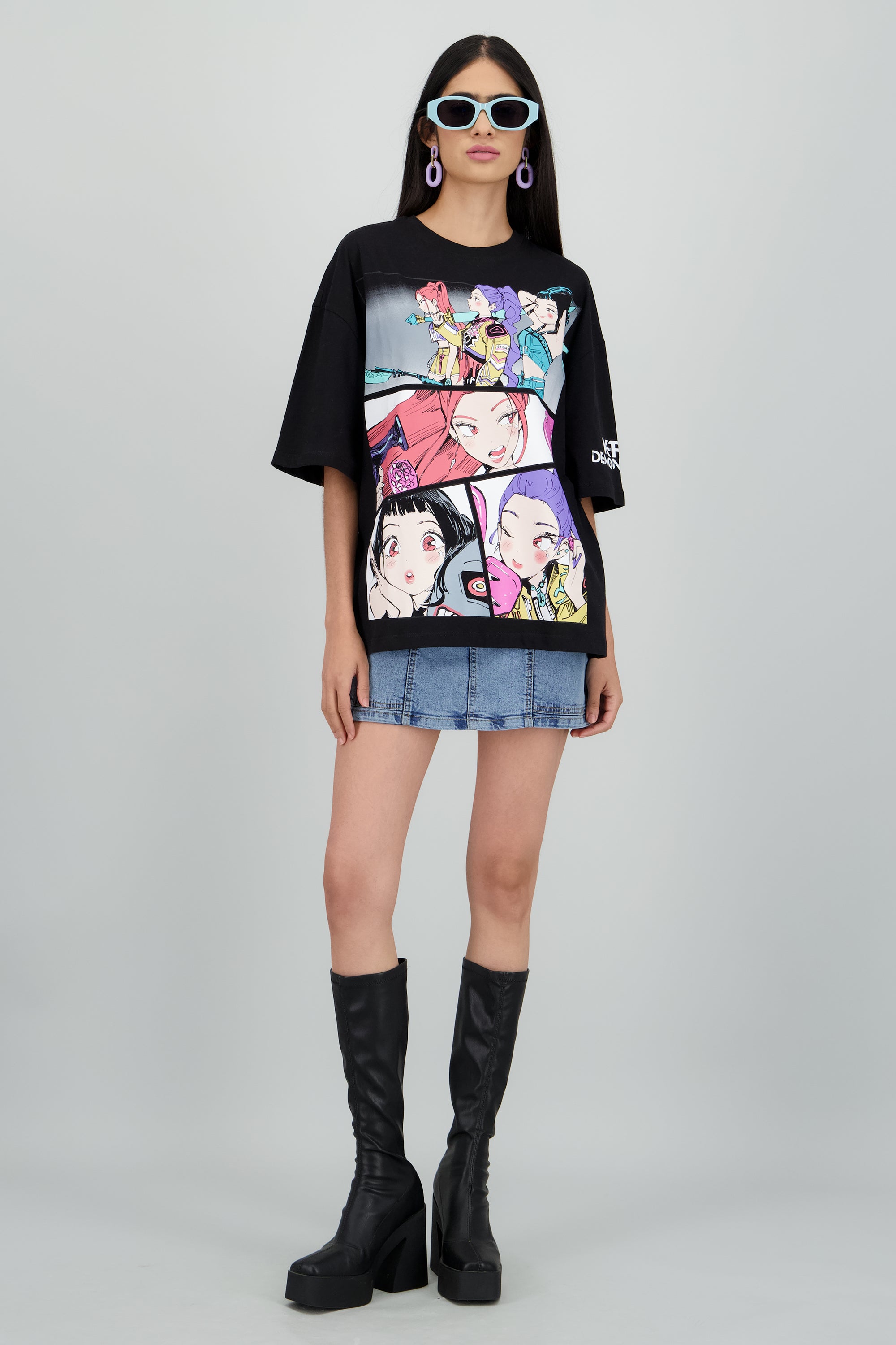 Playera Kpop Demon Hunters comic NEGRO