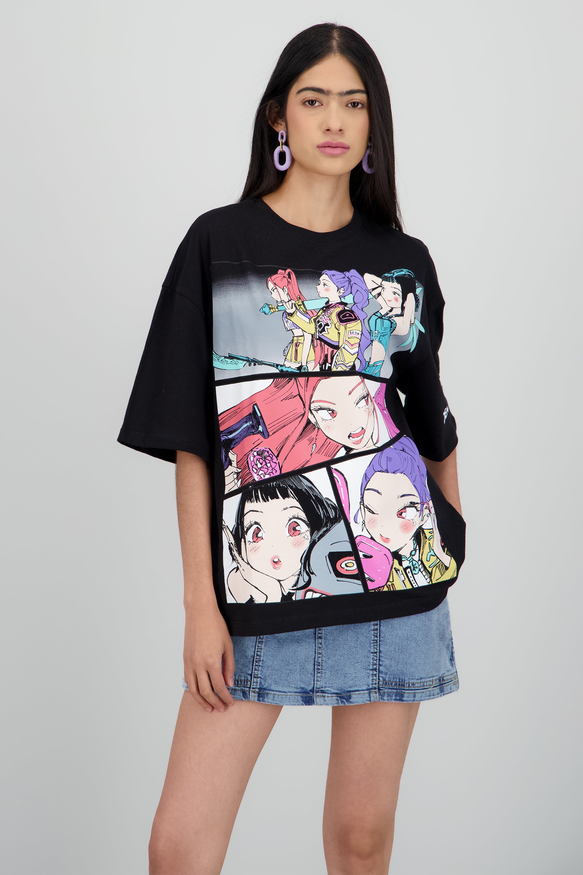 Playera Kpop Demon Hunters comic NEGRO