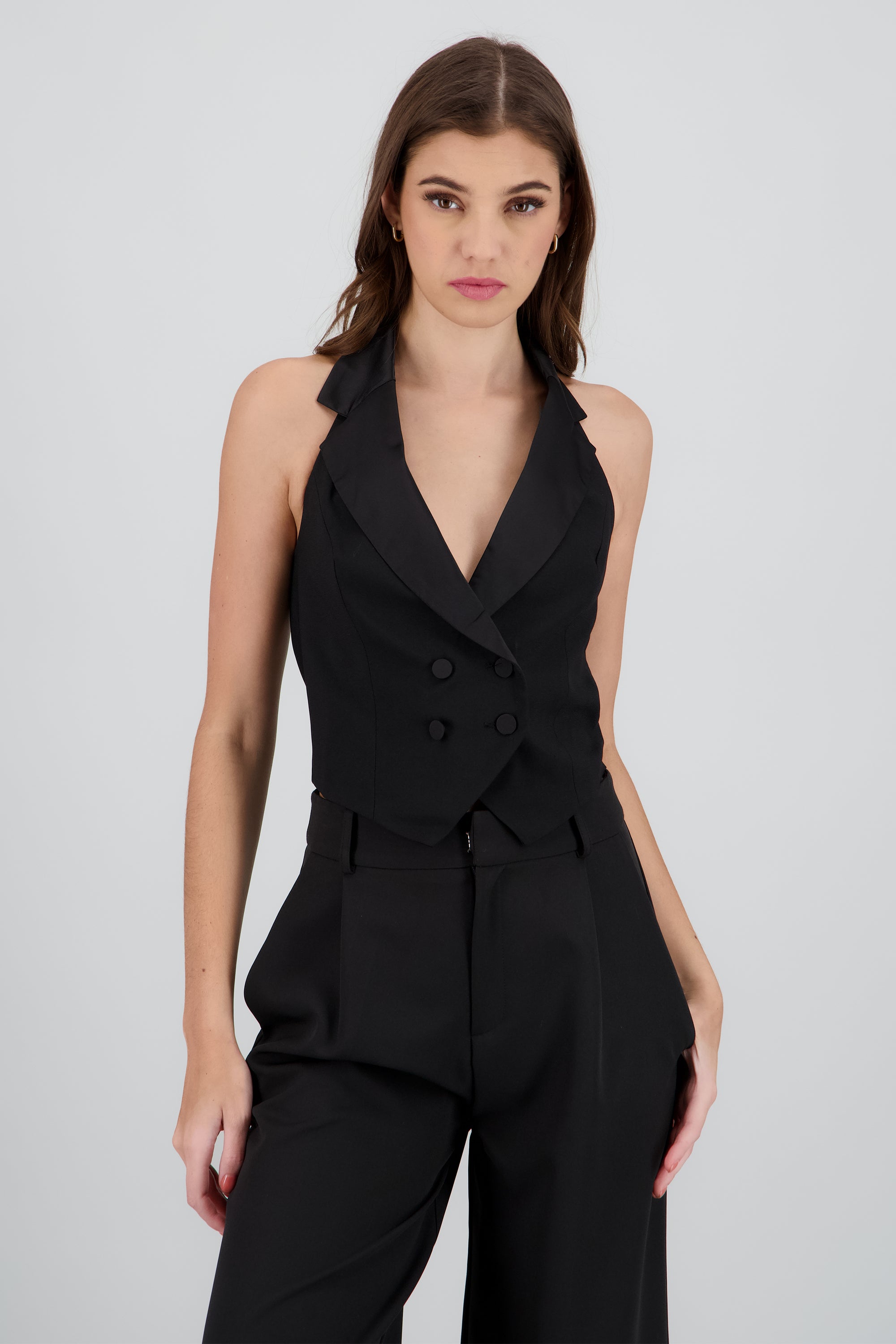 Chaleco halter detalle satin NEGRO