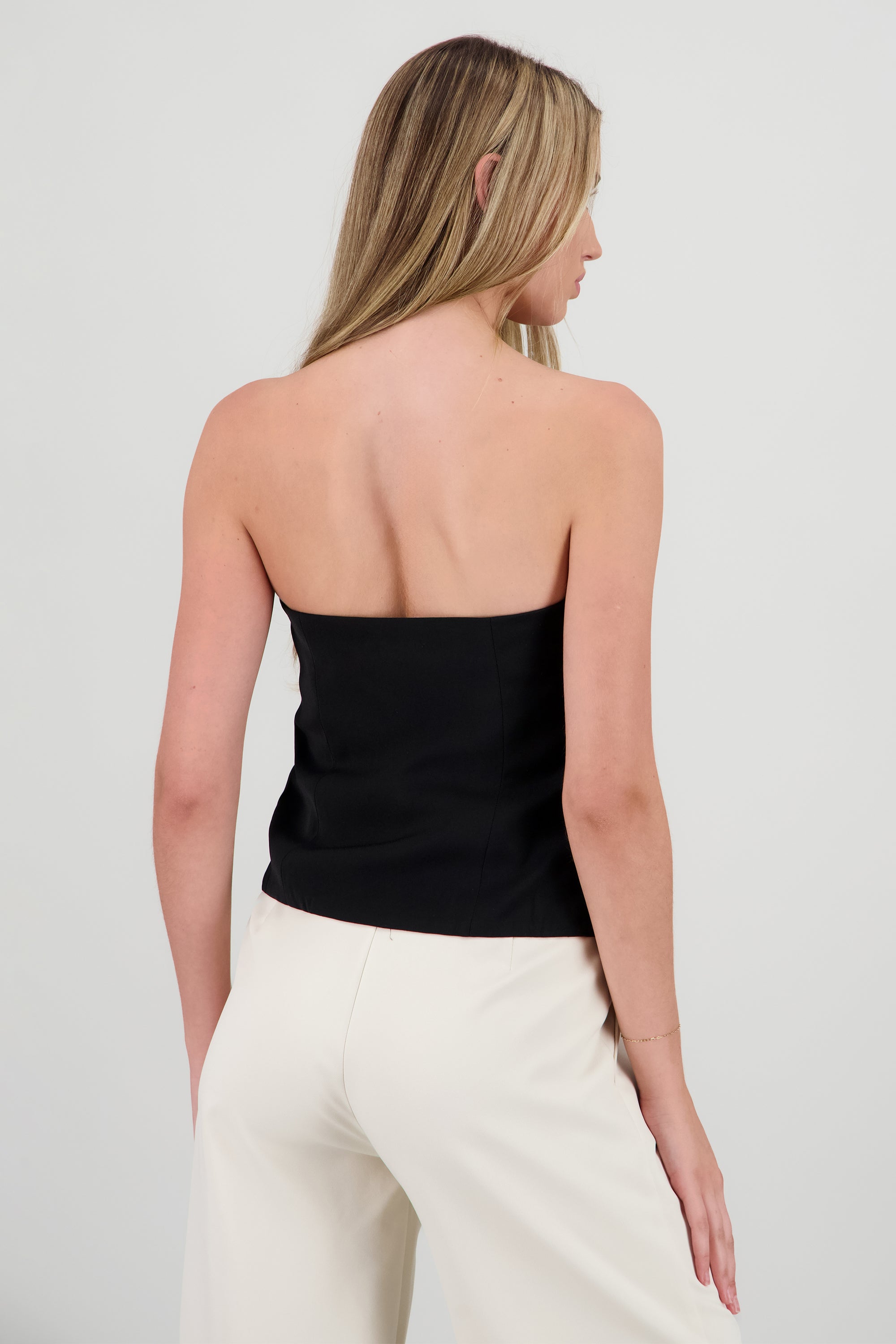 Top strapless detalle costado NEGRO