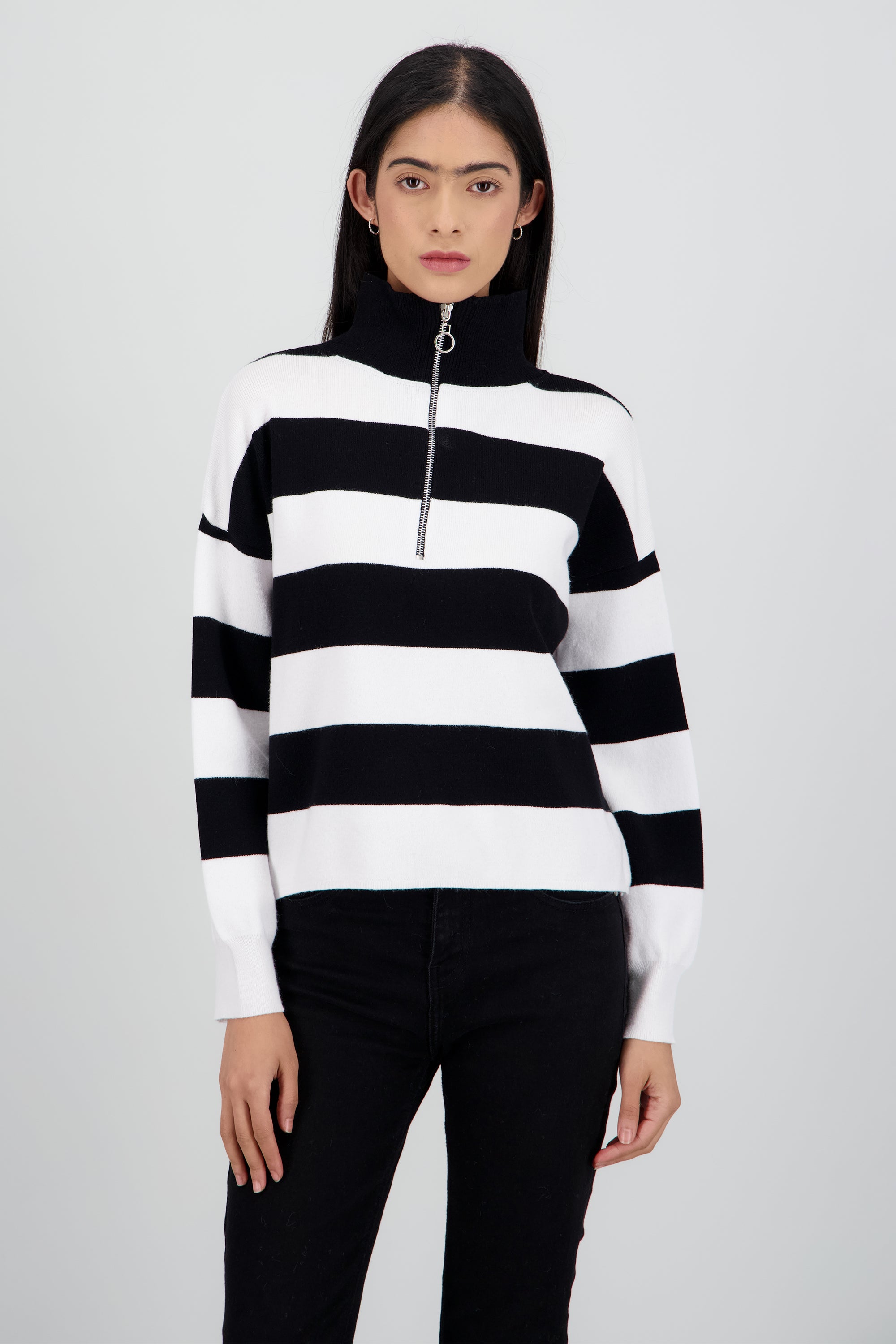 Sueter rayas detalle cierre NEGRO COMBO