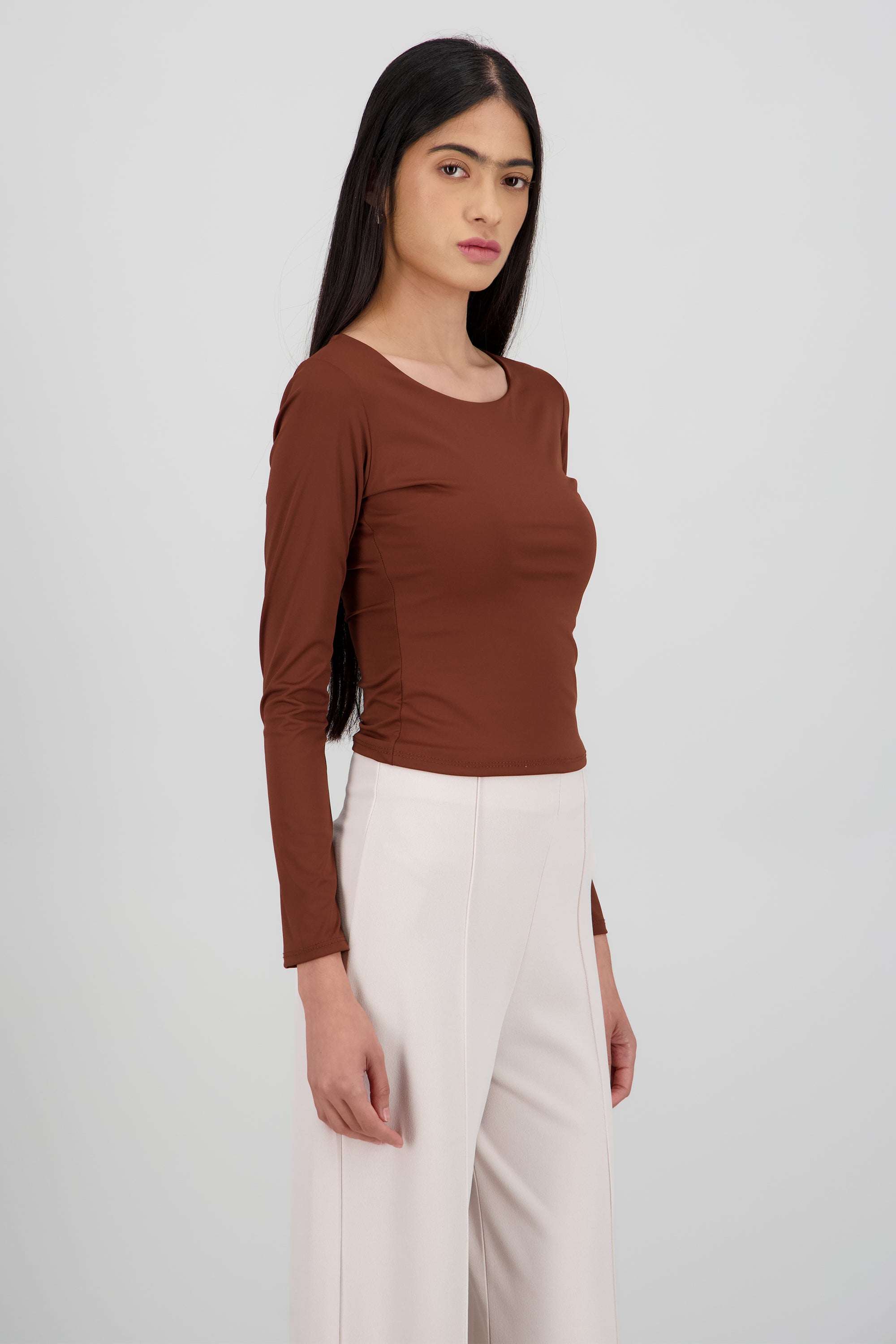 Top escote redondo manga larga CHOCOLATE