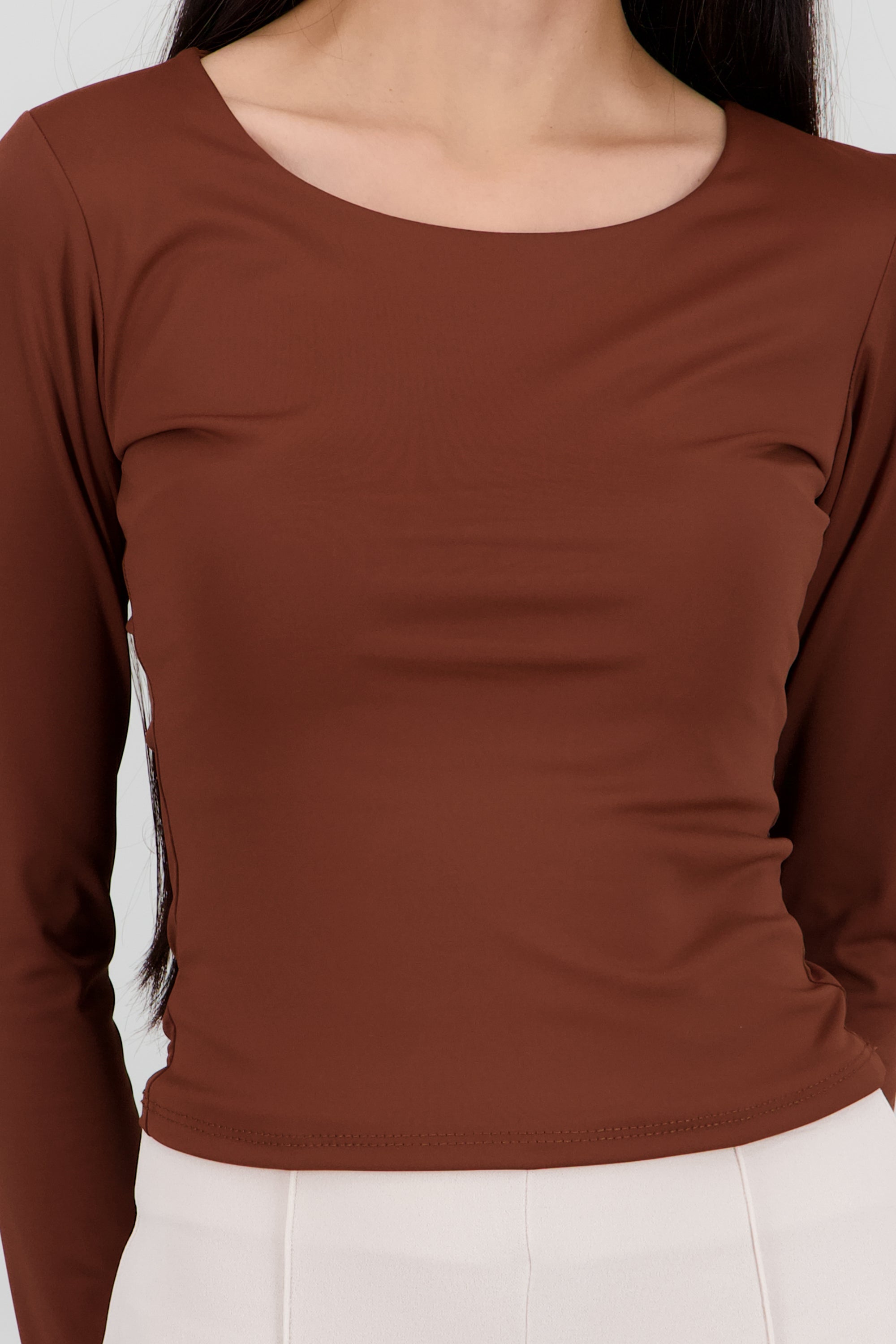 Top escote redondo manga larga CHOCOLATE