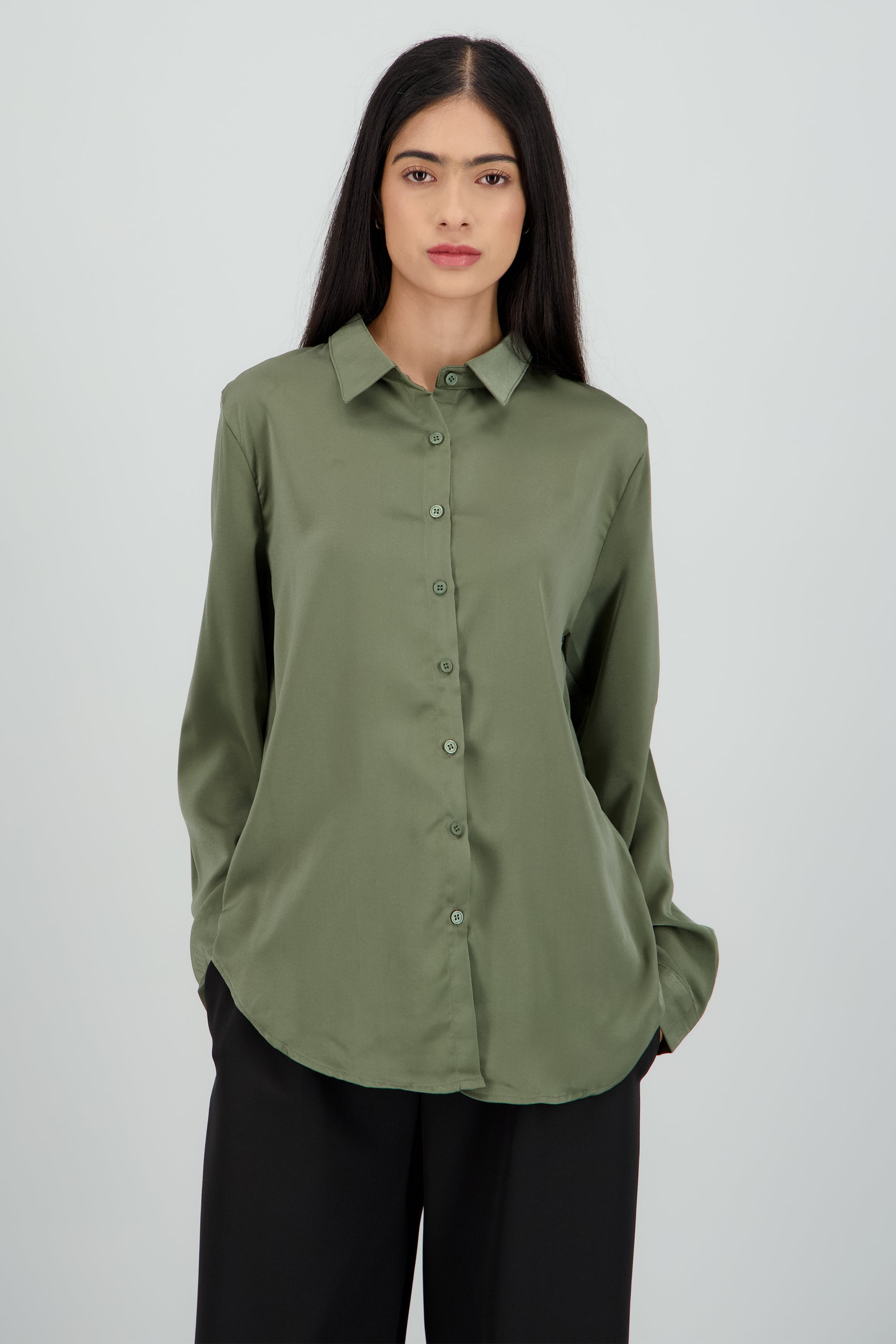 Camisa botones satinada OLIVO