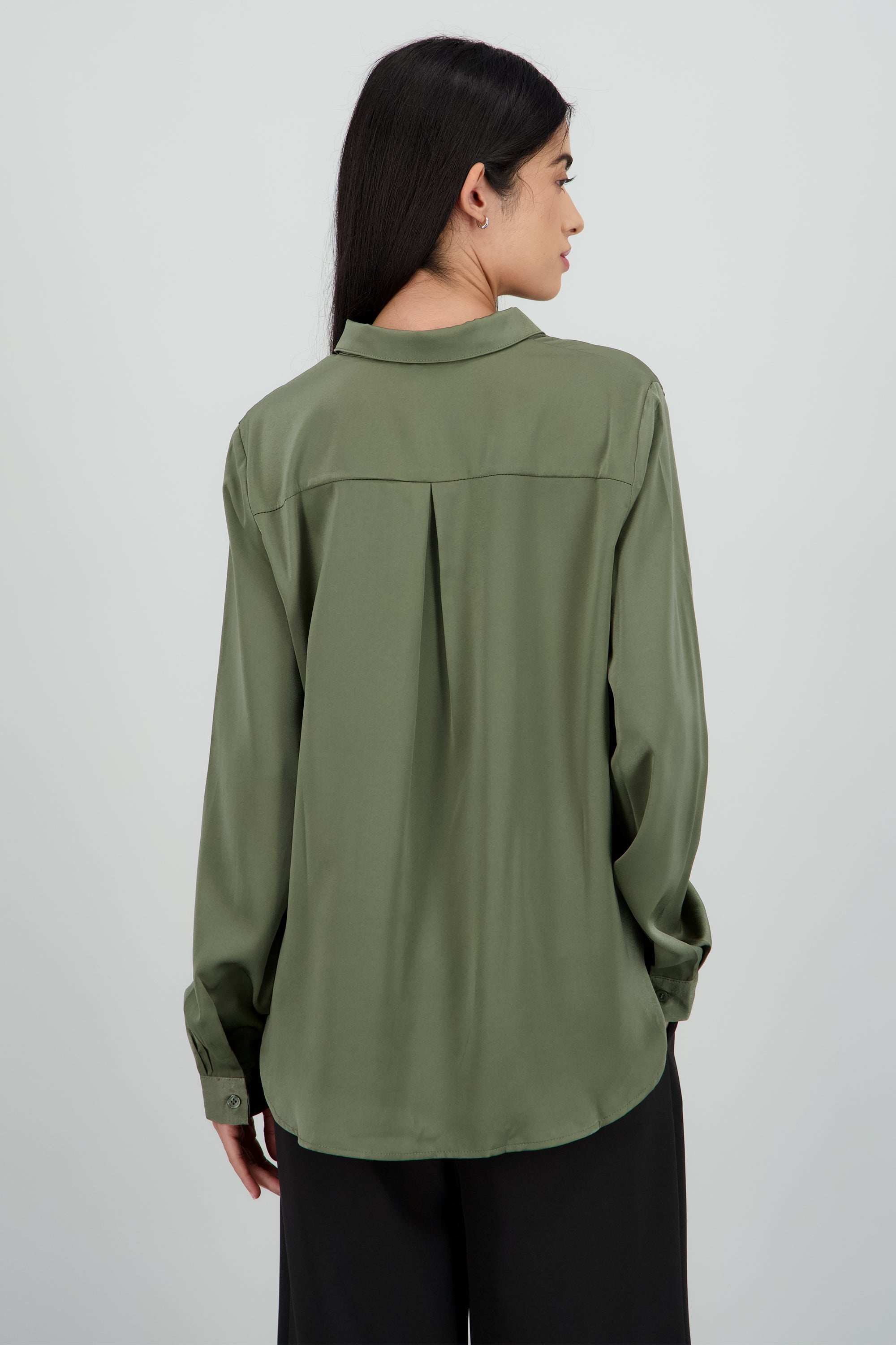 Camisa botones satinada OLIVO