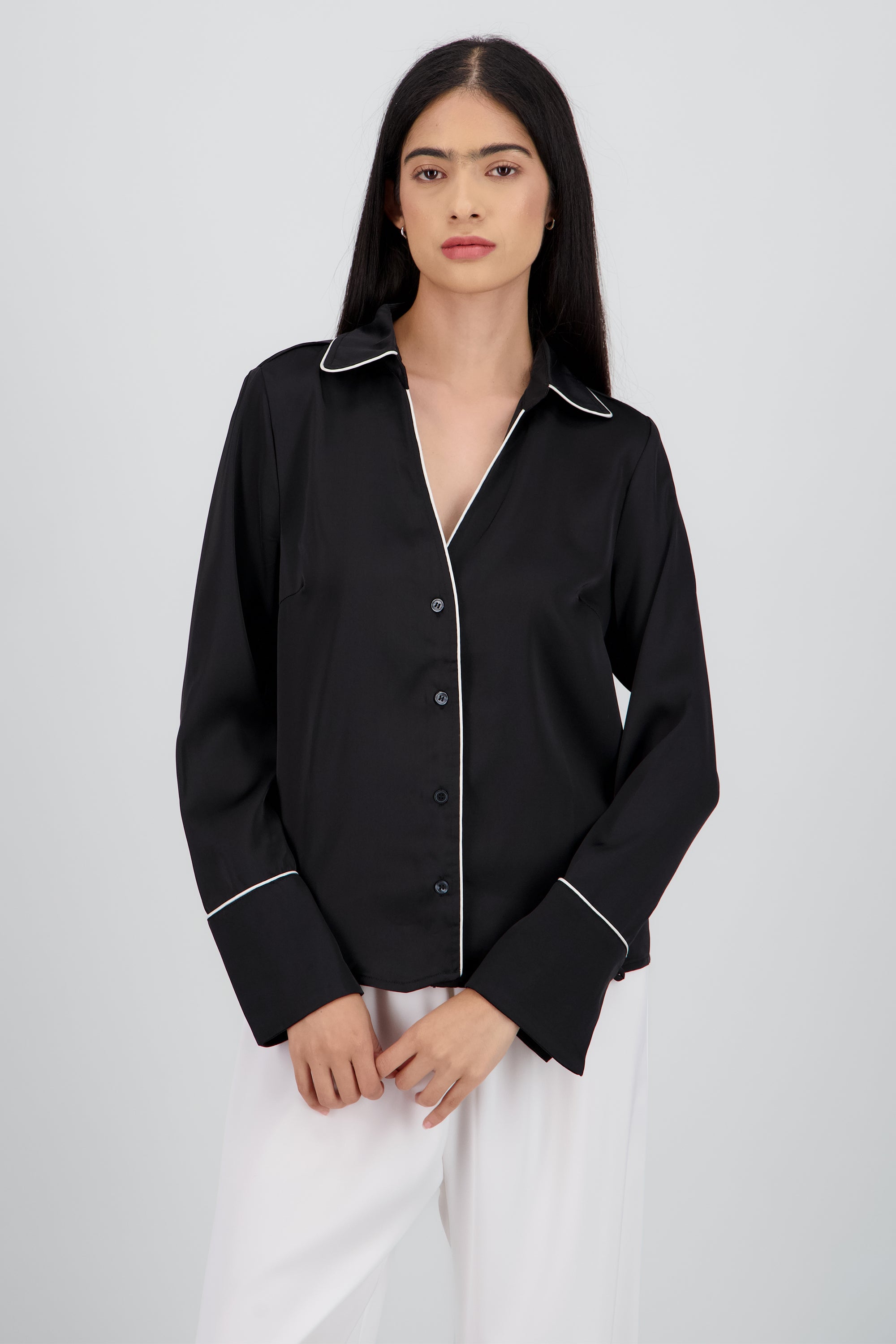 Camisa satinada detalle contraste NEGRO COMBO