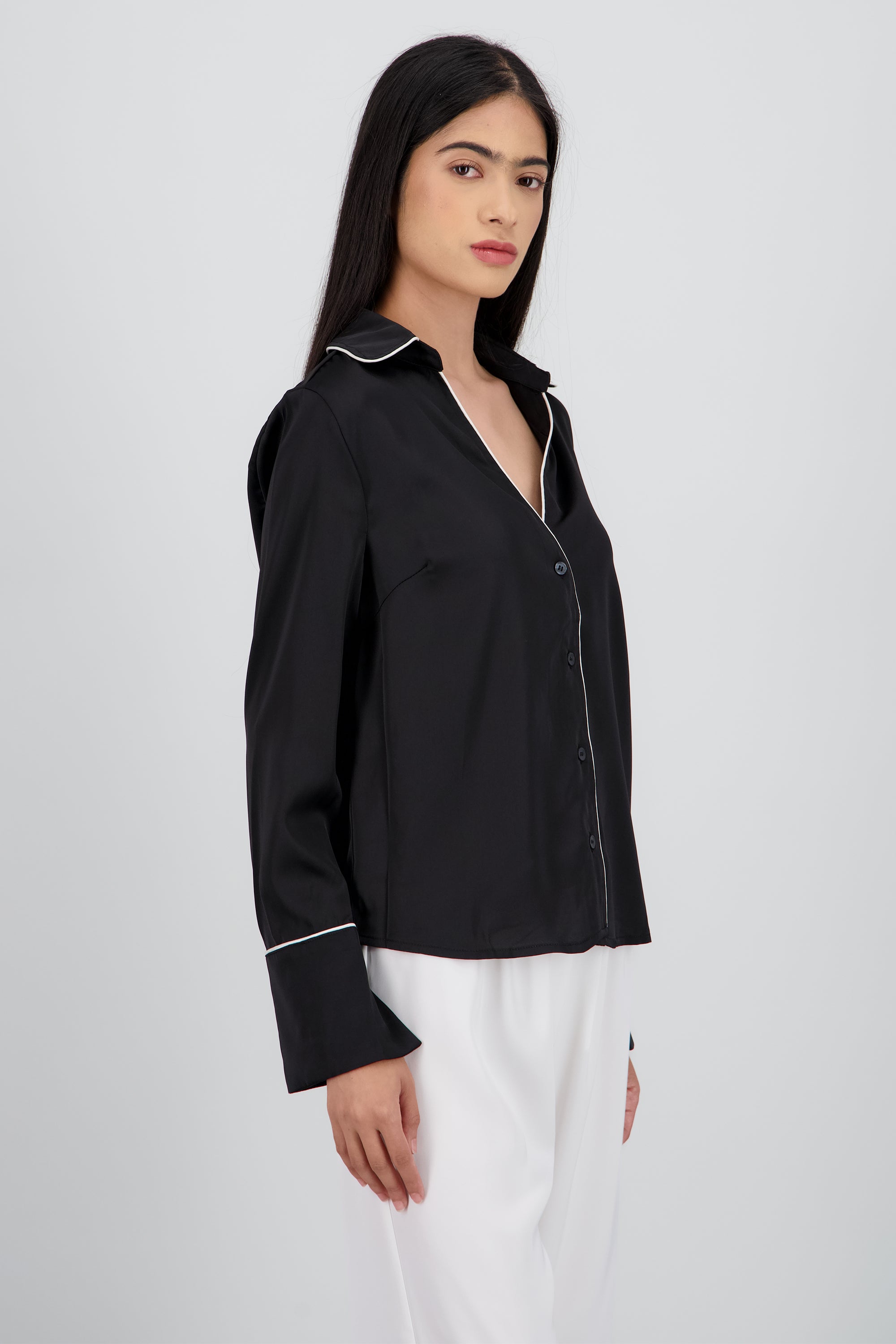 Camisa satinada detalle contraste NEGRO COMBO