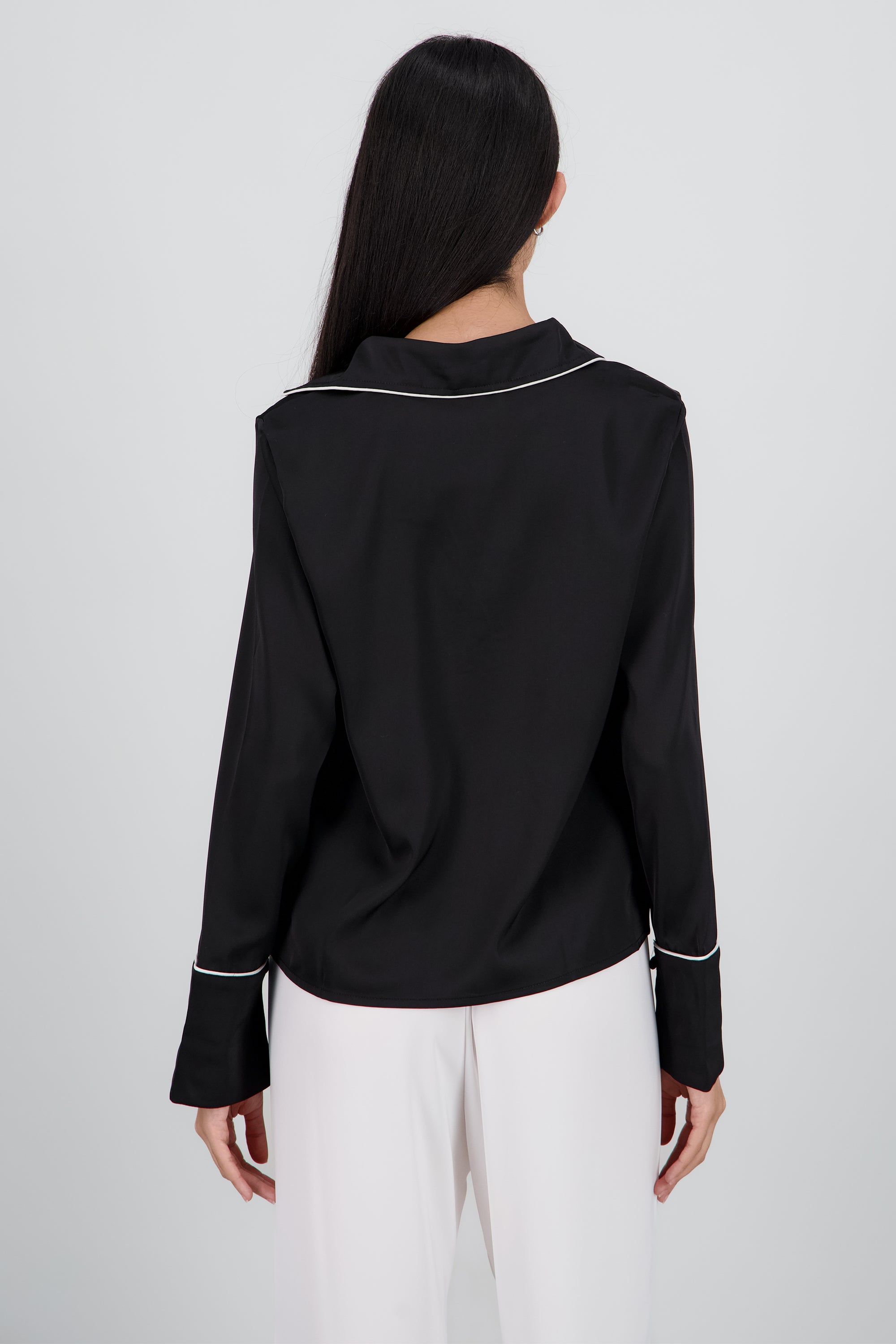 Camisa satinada detalle contraste NEGRO COMBO