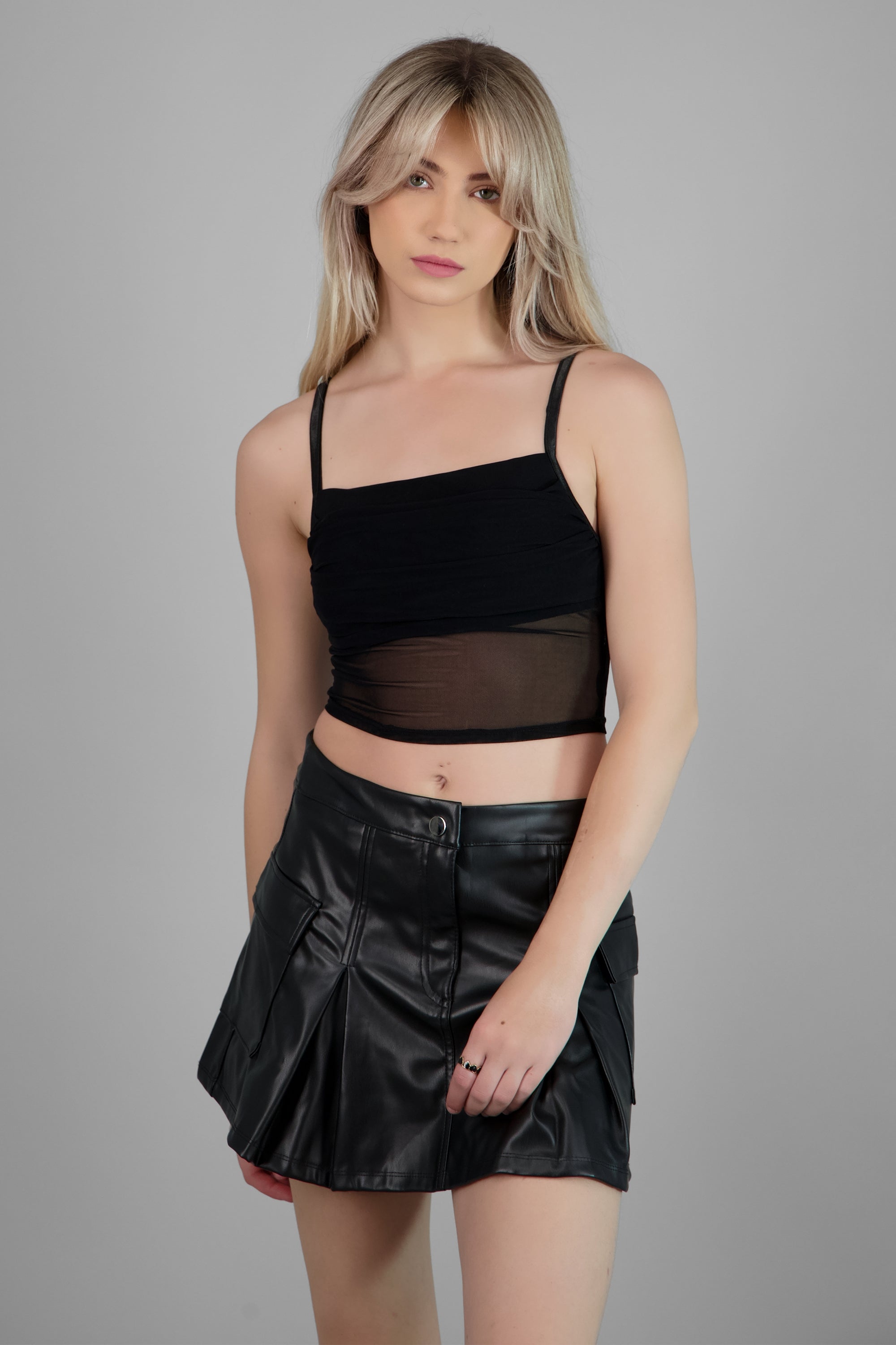 Top mesh tirantes NEGRO