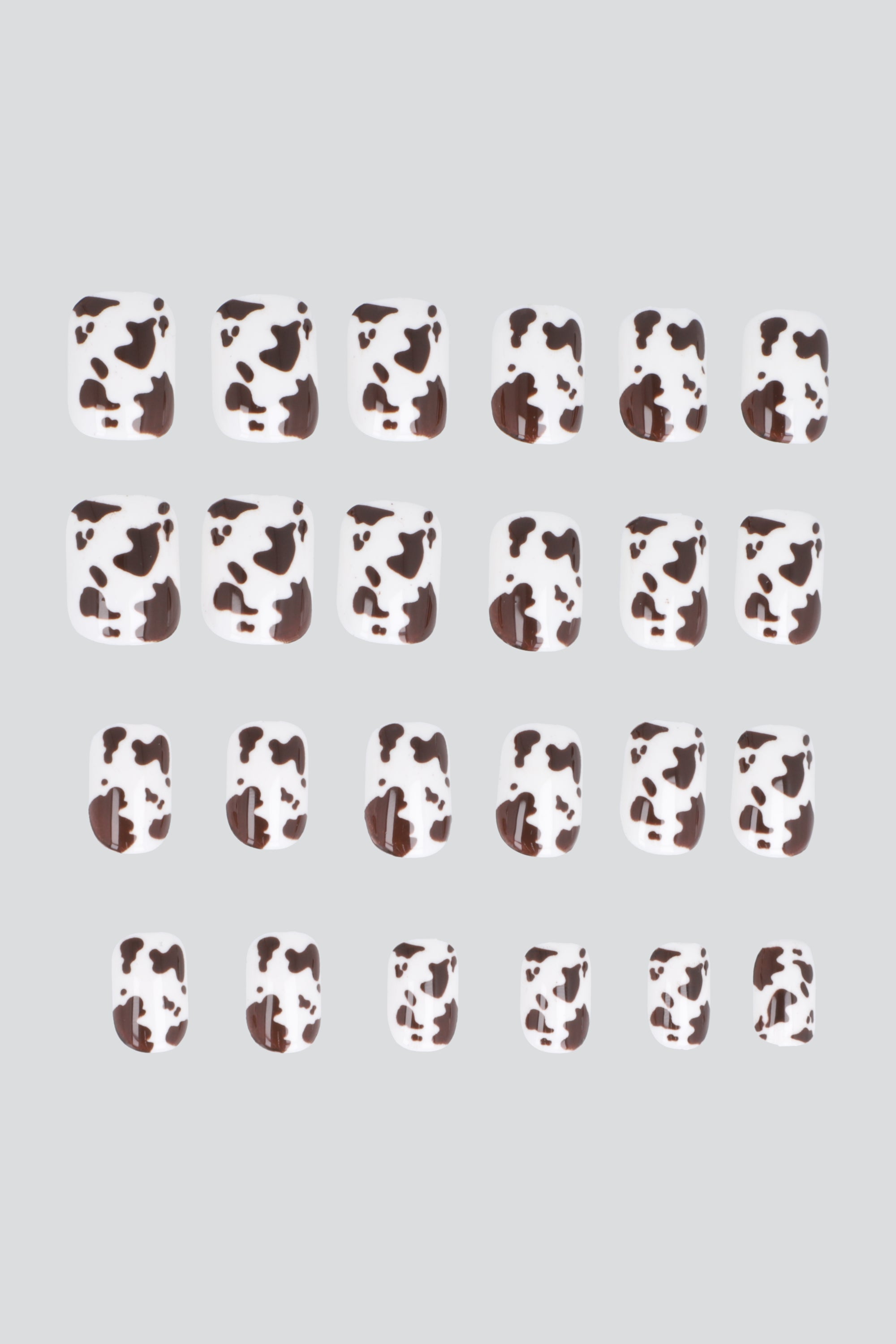 Set 24 uñas vaca mix CAFE
