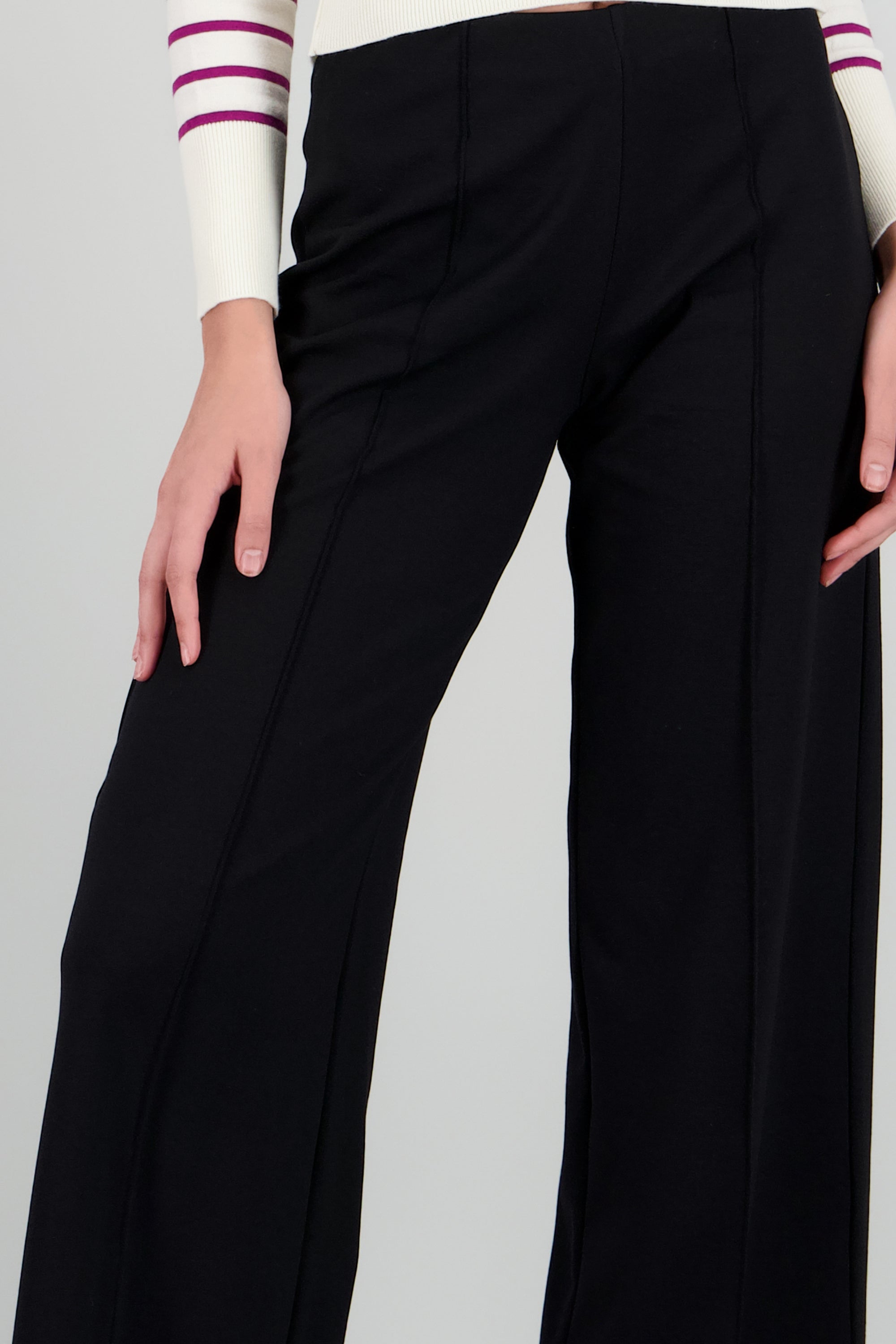 Pantalon amplio costuras NEGRO