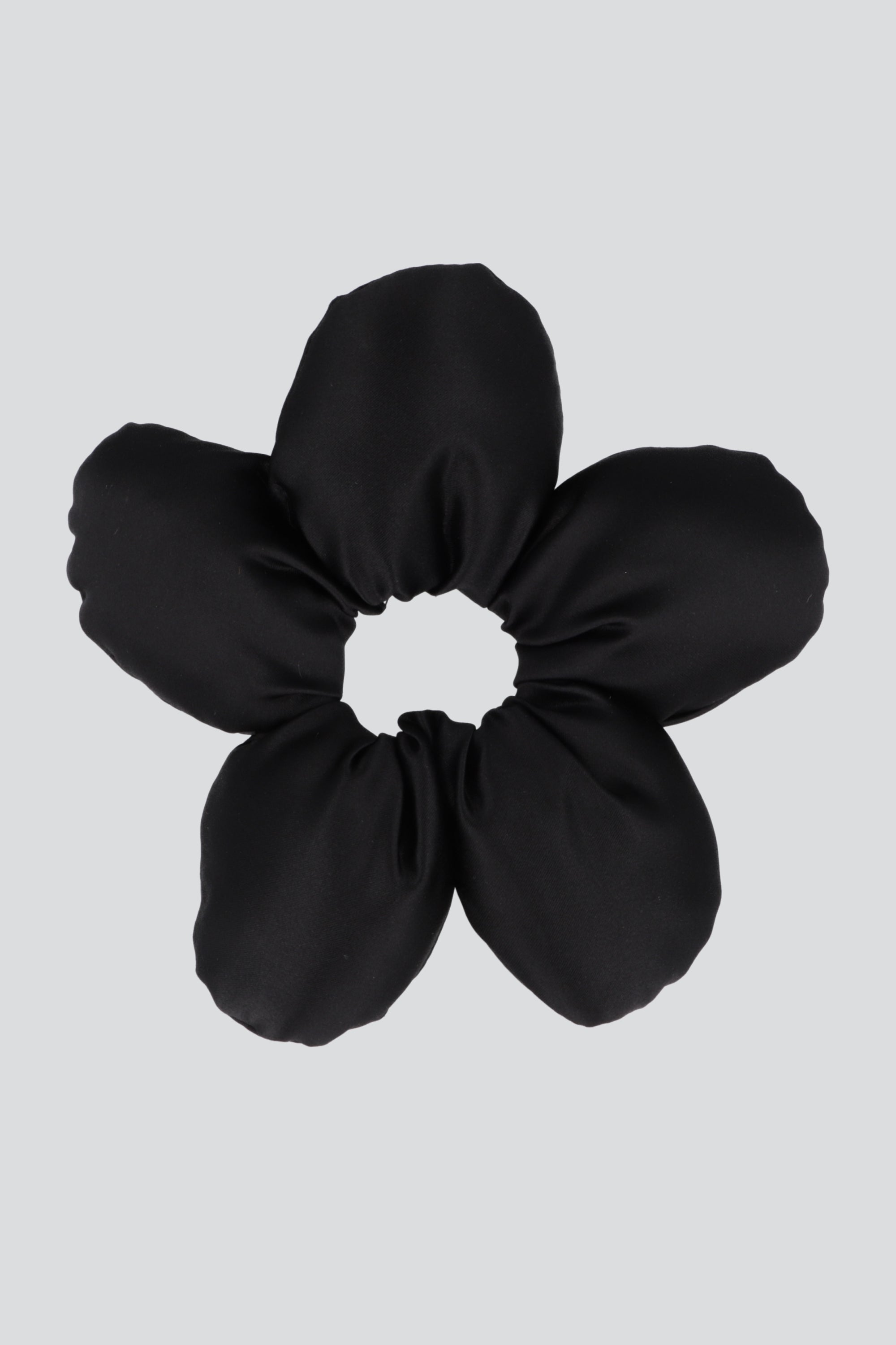 Scrunchie flor pelo NEGRO