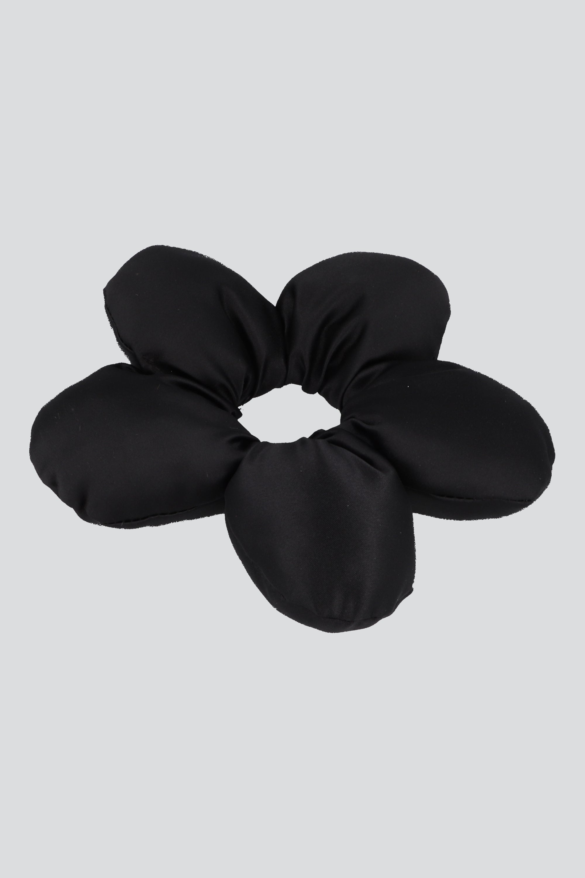 Scrunchie flor pelo NEGRO
