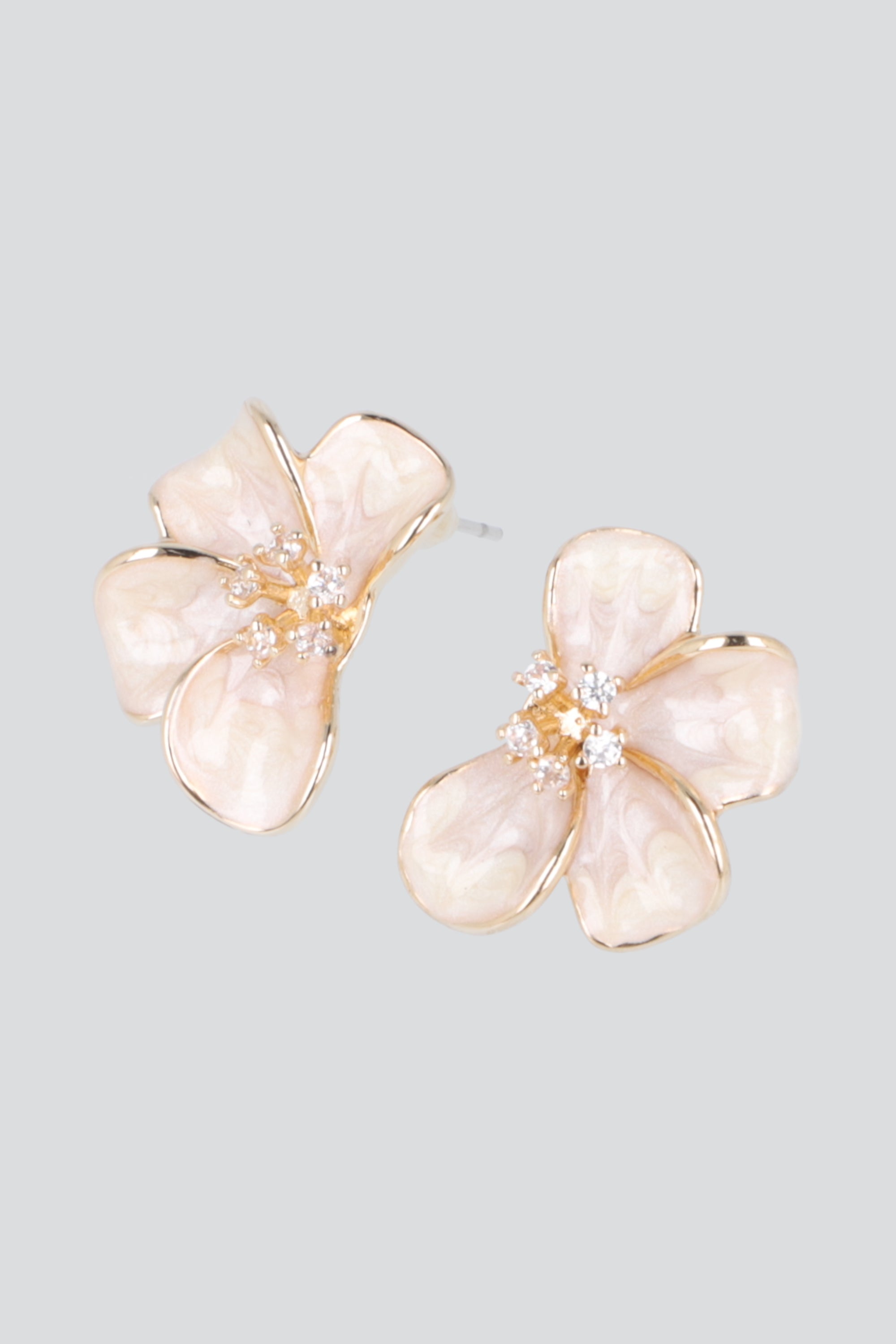 ARETES PETALOS ESMALTADOS PQ BEIGE