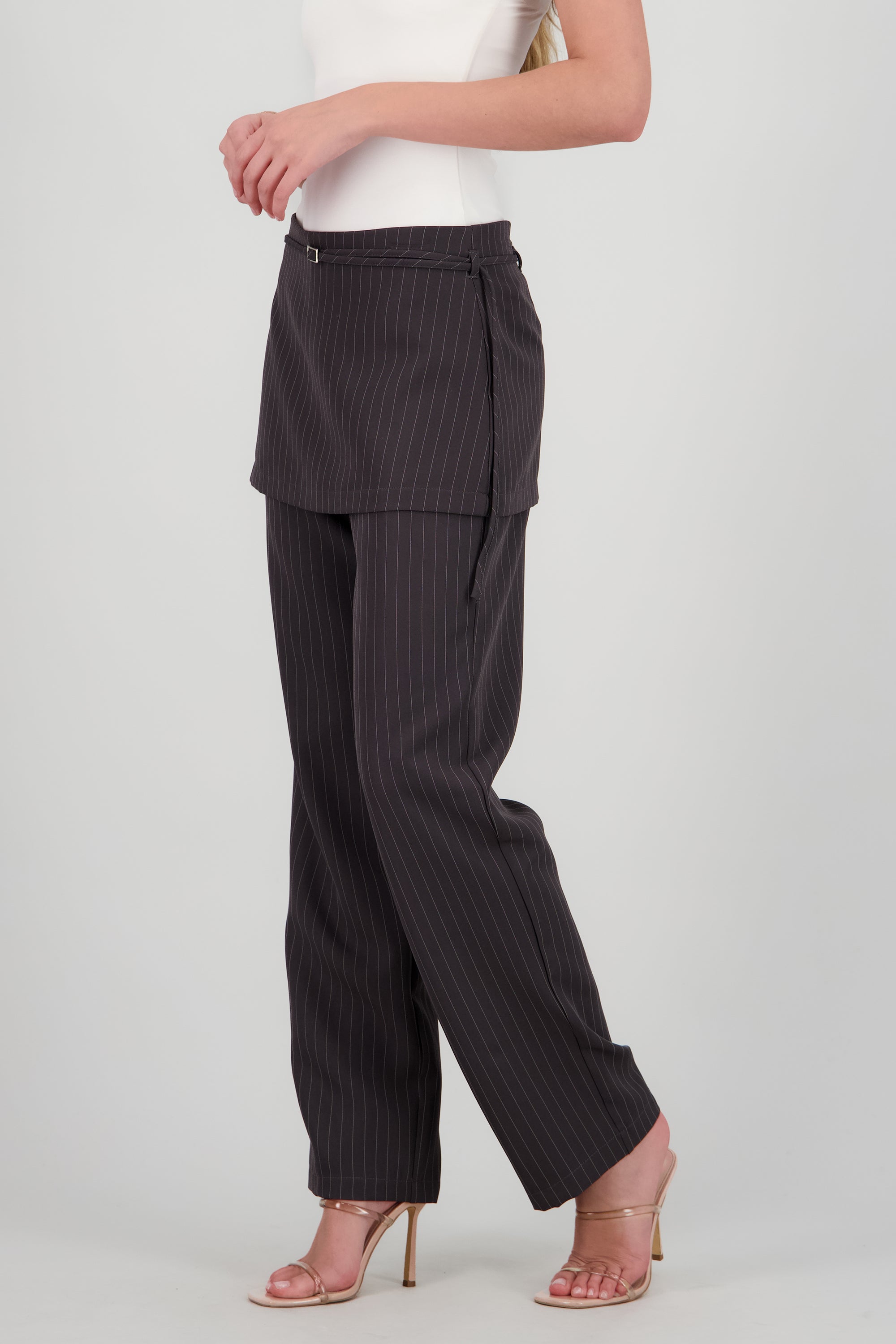 Falda pantalon con cinturon ajustable GRIS COMBO
