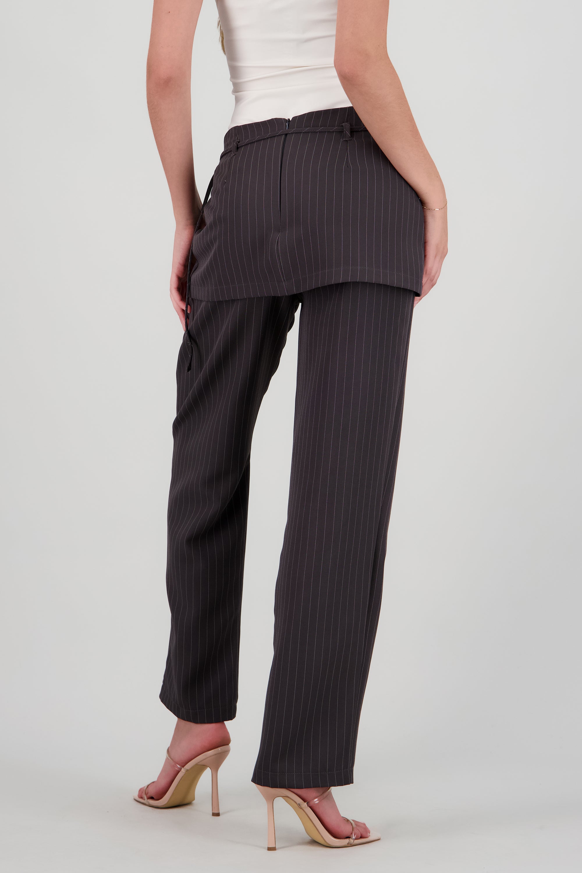 Falda pantalon con cinturon ajustable GRIS COMBO