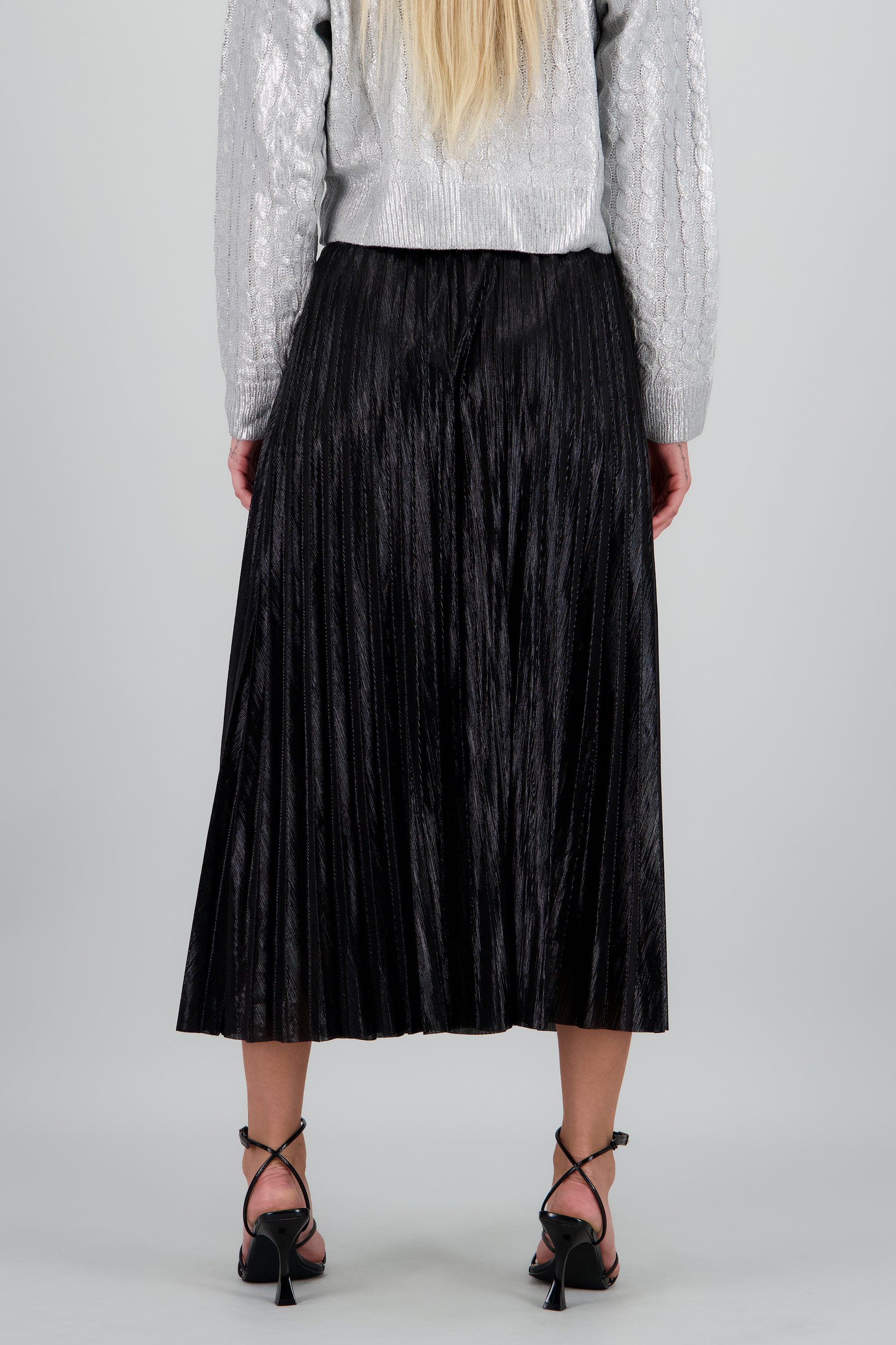 Falda midi tableada NEGRO