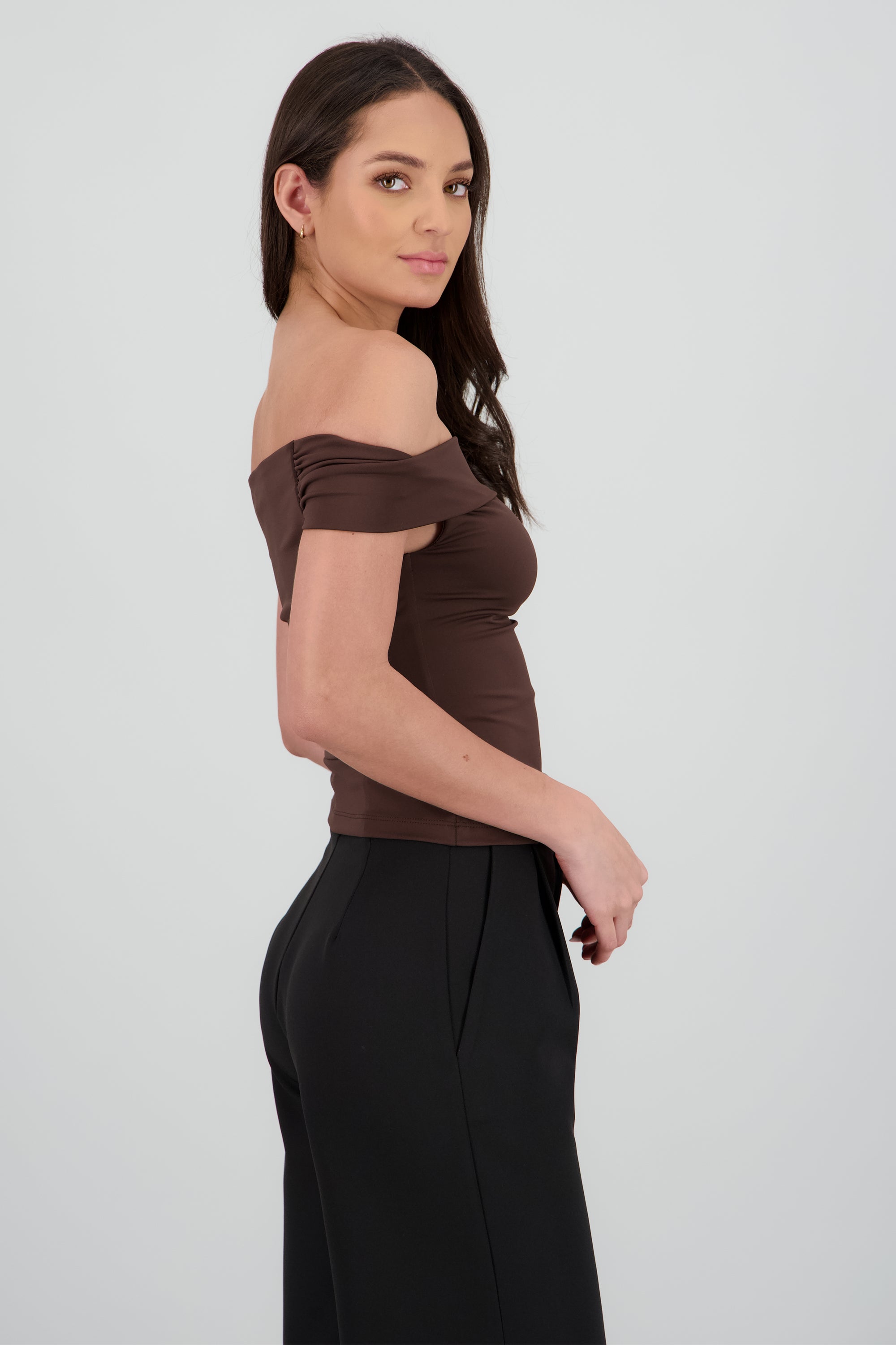 top escote recto hombro fruncido CAFE