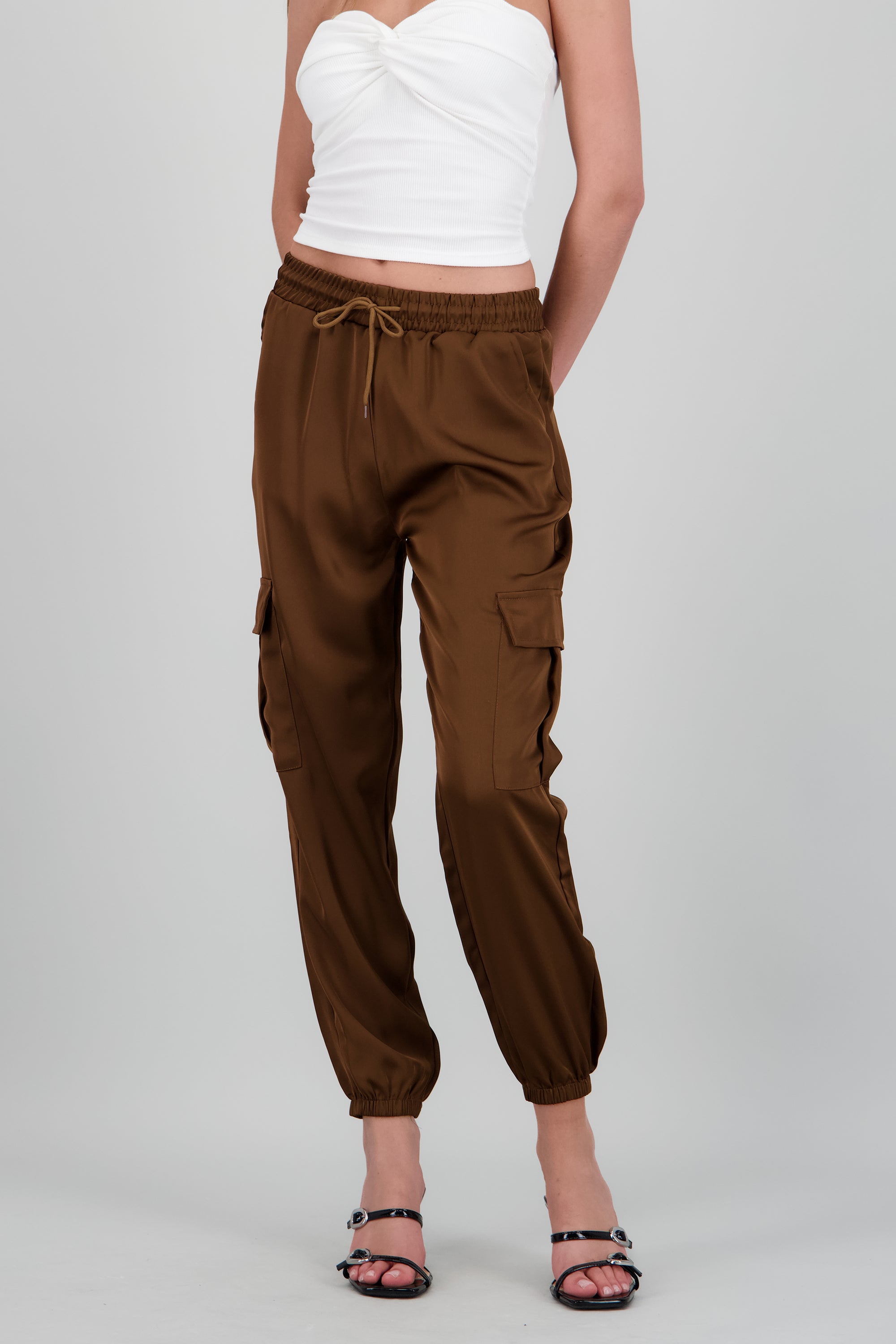 Pantalon cargo liso CHOCOLATE