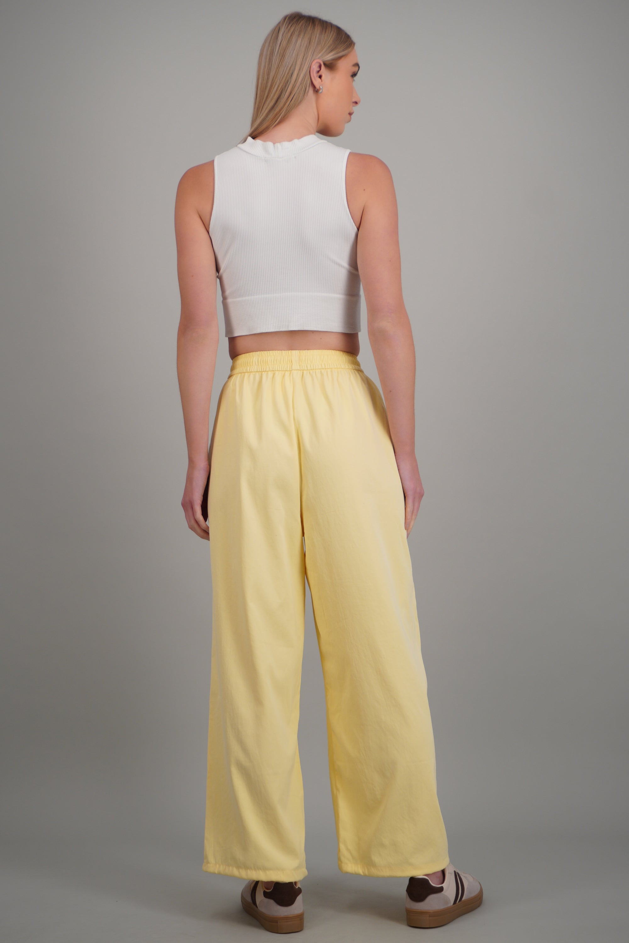 Pantalon rayas en costados AMARILLO PASTEL