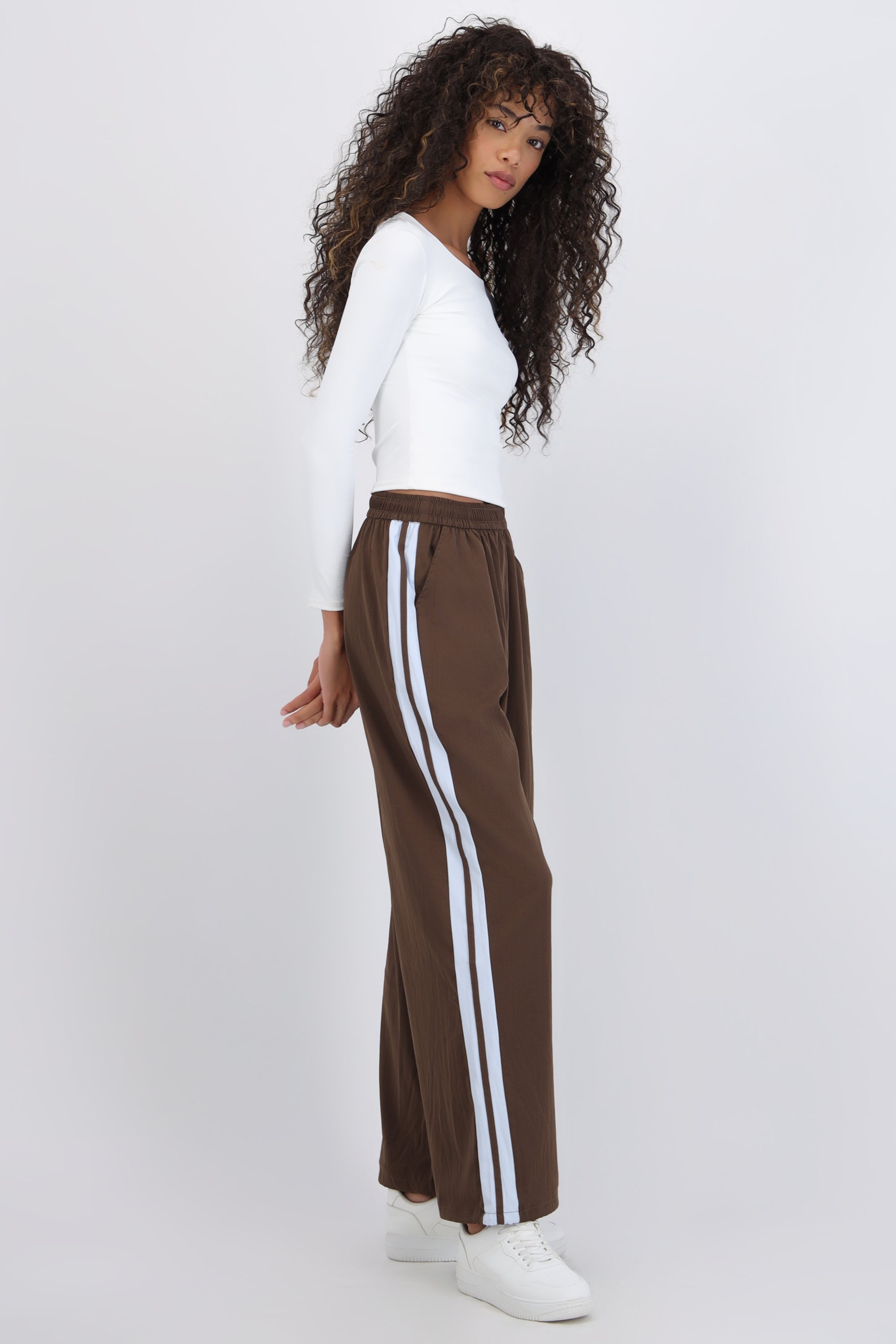 Pantalon rayas en costados