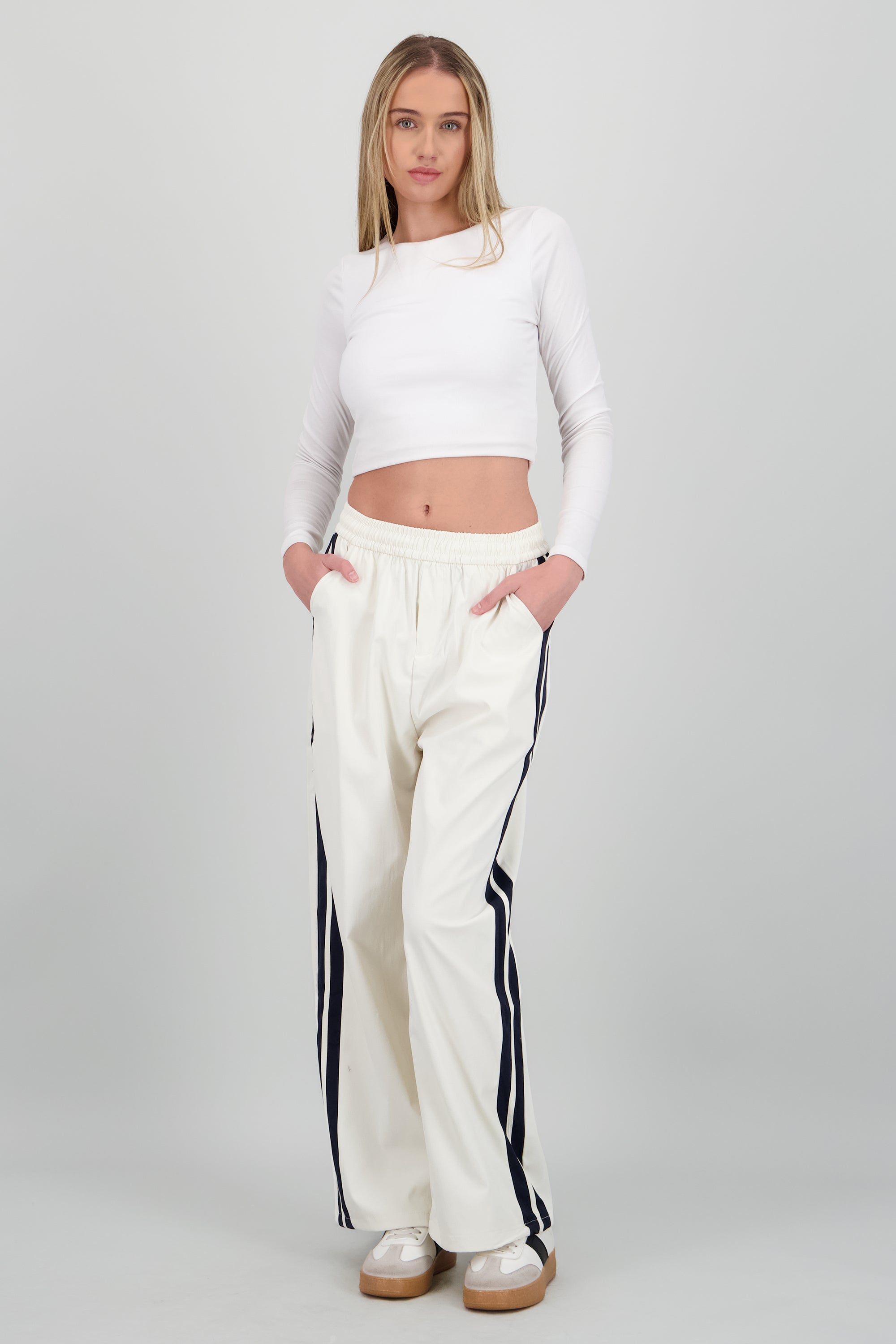 Pantalon rayas en costados BLANCO
