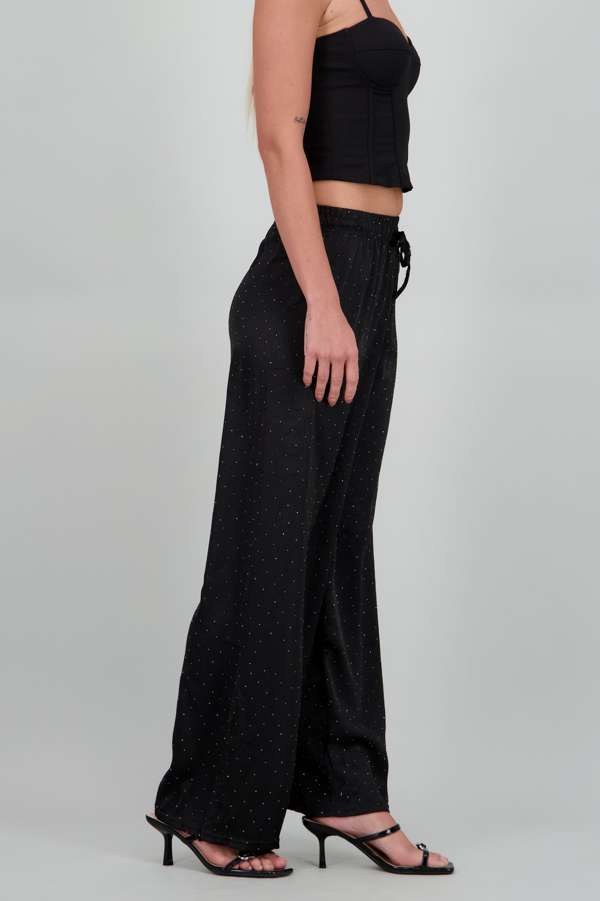Pantalon satinado brillos NEGRO
