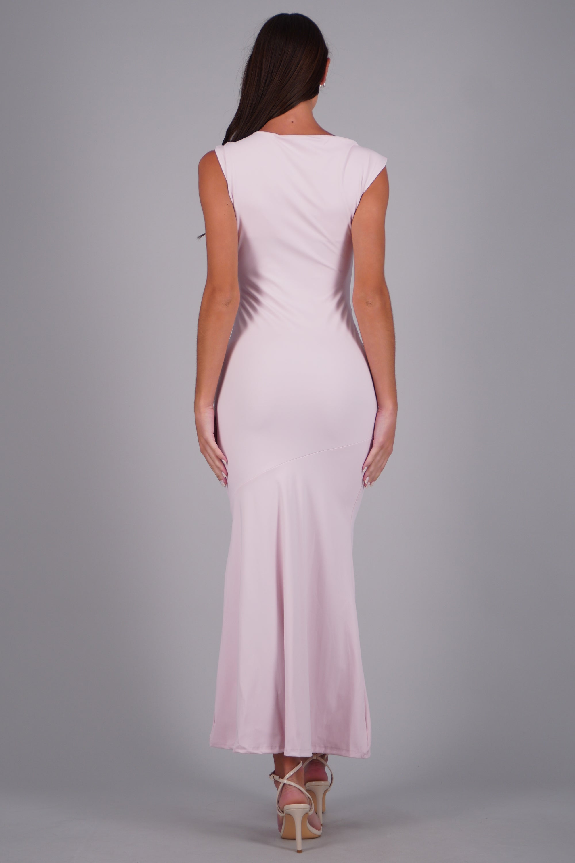 Vestido largo con detalle en el hombro ROSA PASTEL