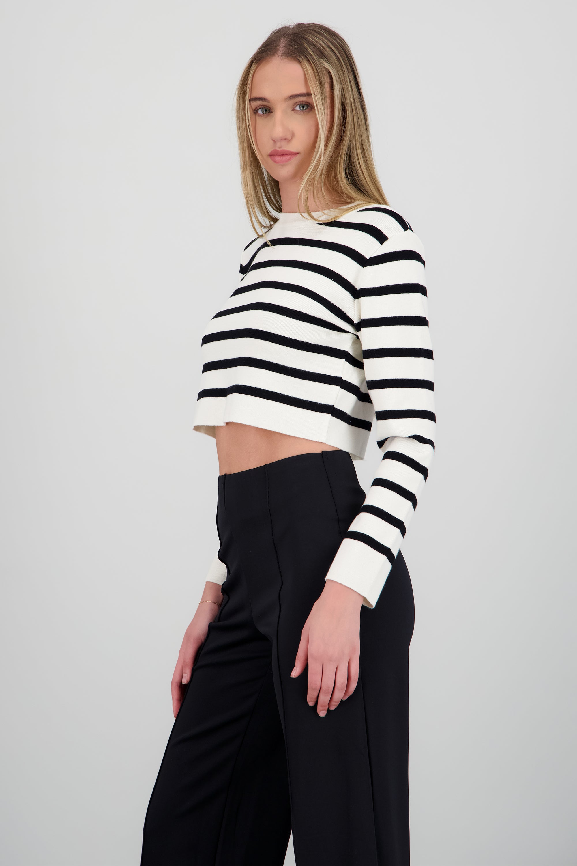 Sueter rayas crop BLANCO COMBO