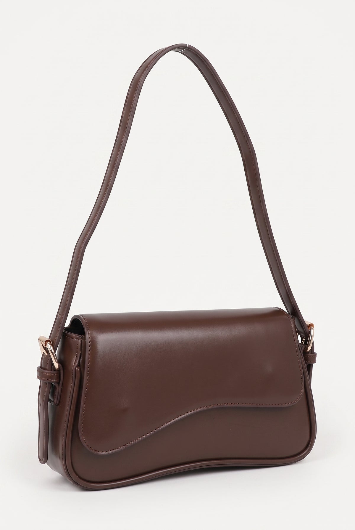 Bolsa baguette tapa asimétrica