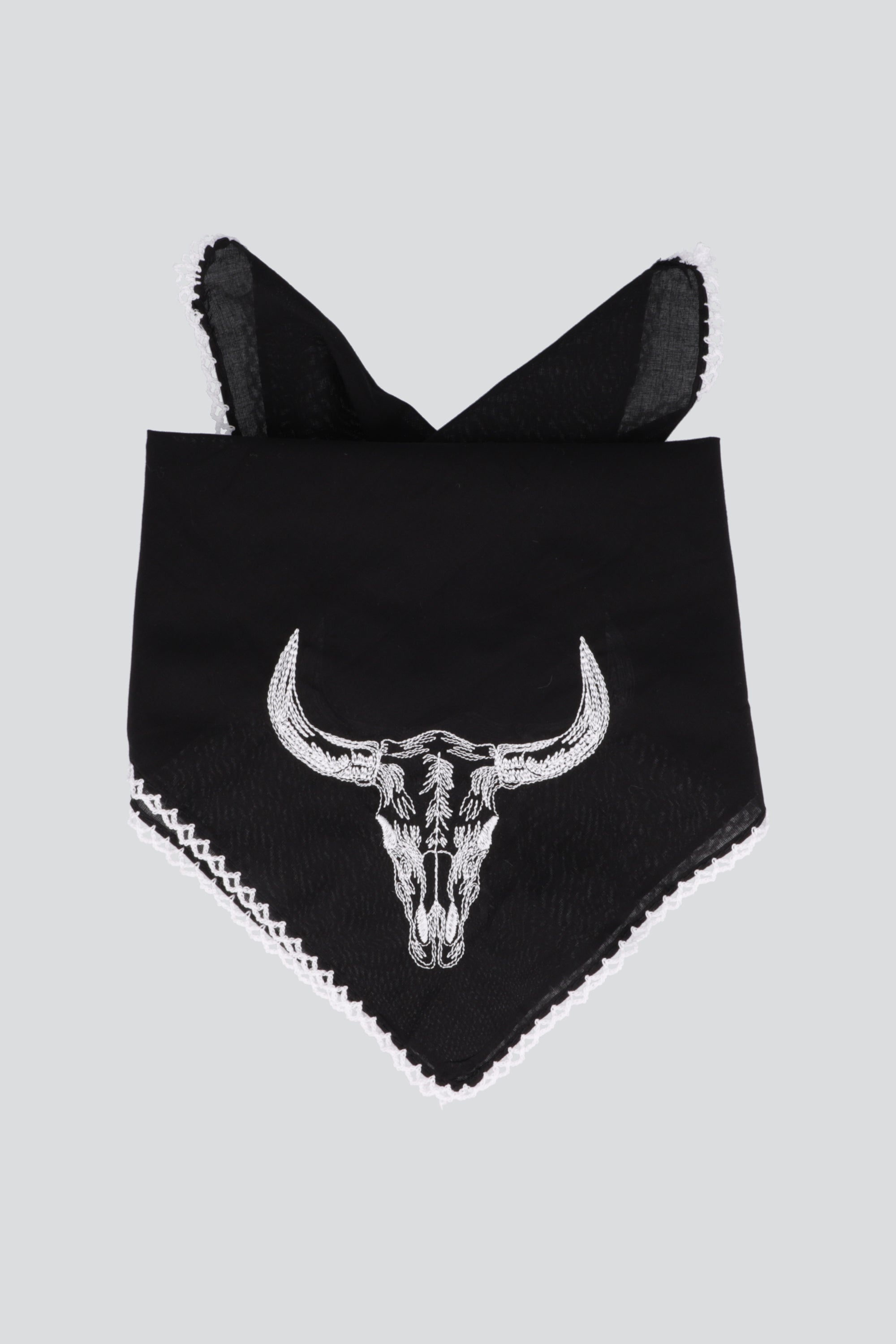 Pañuelo craneo vaca bordado NEGRO