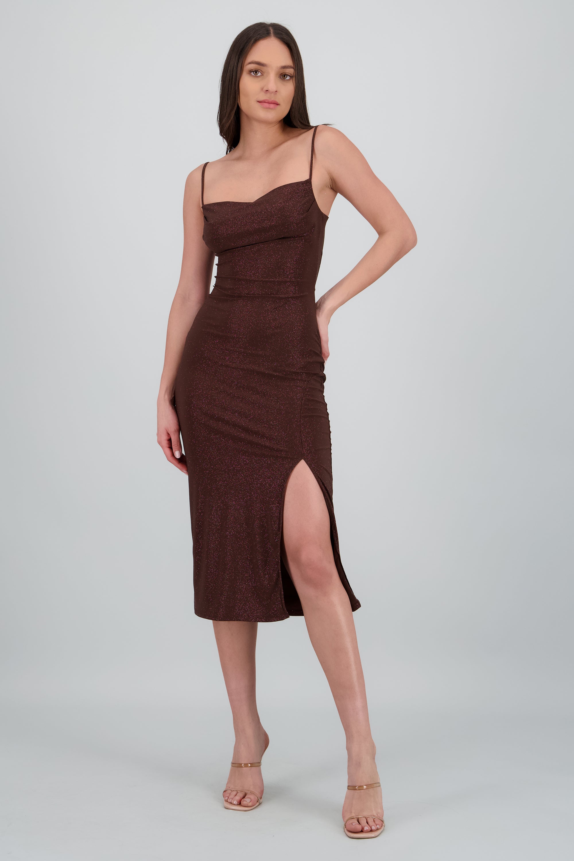 Vestido tirantes brillos detalle drapeado CHOCOLATE