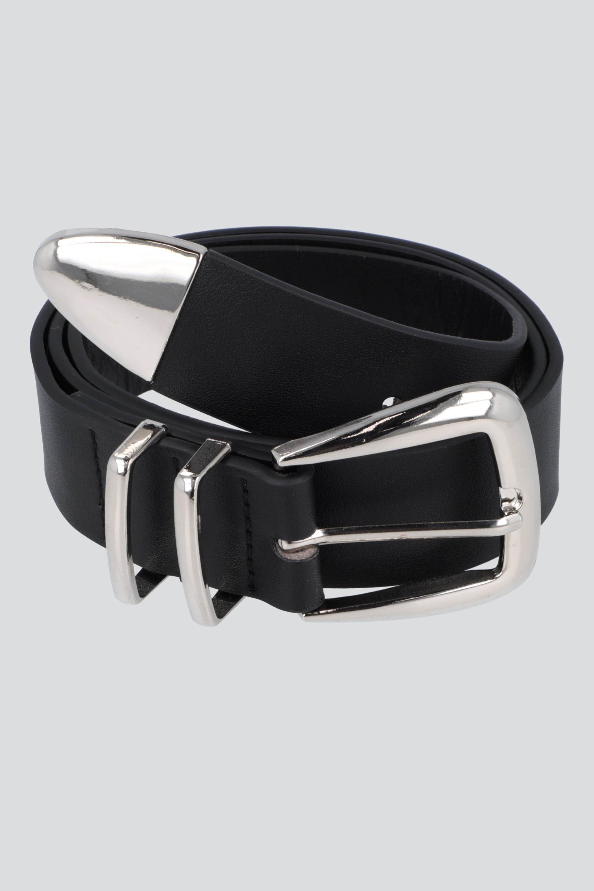 Cinturon sencillo hebilla detalle punta NEGRO