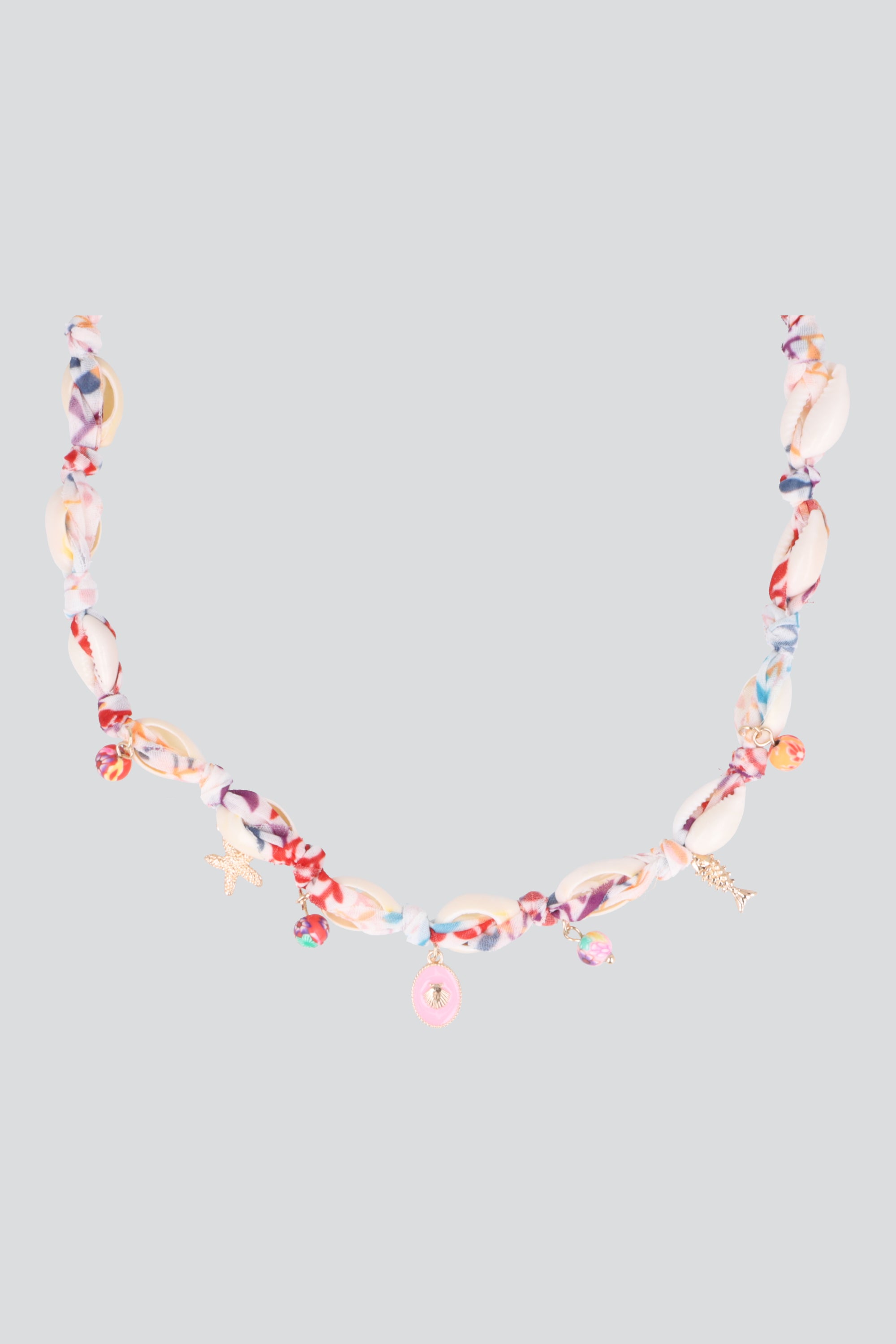 COLLAR TELA CONCHAS CHARMS MULTICOLOR