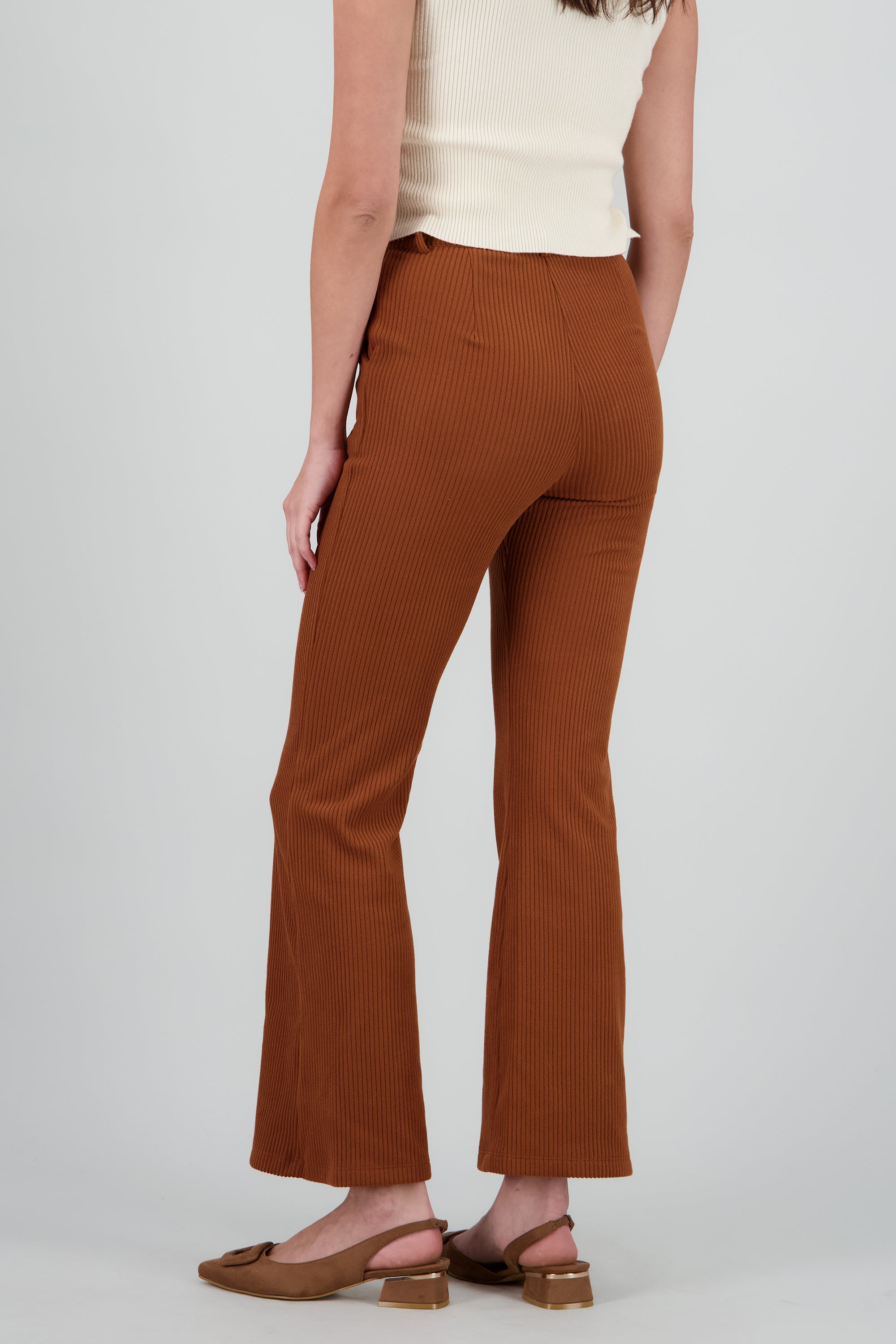 Pantalon de pana recto CAMELLO