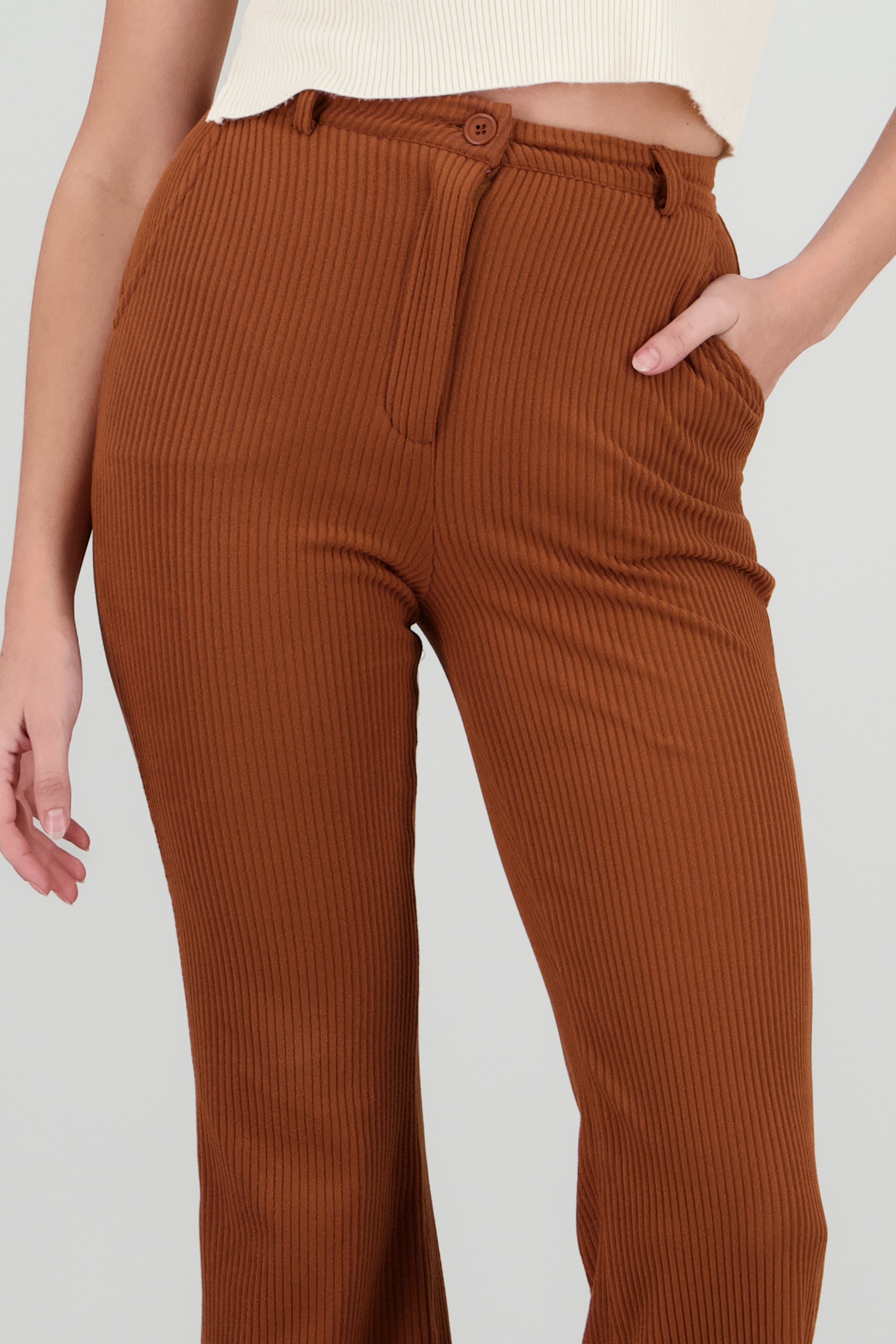 Pantalon de pana recto CAMELLO
